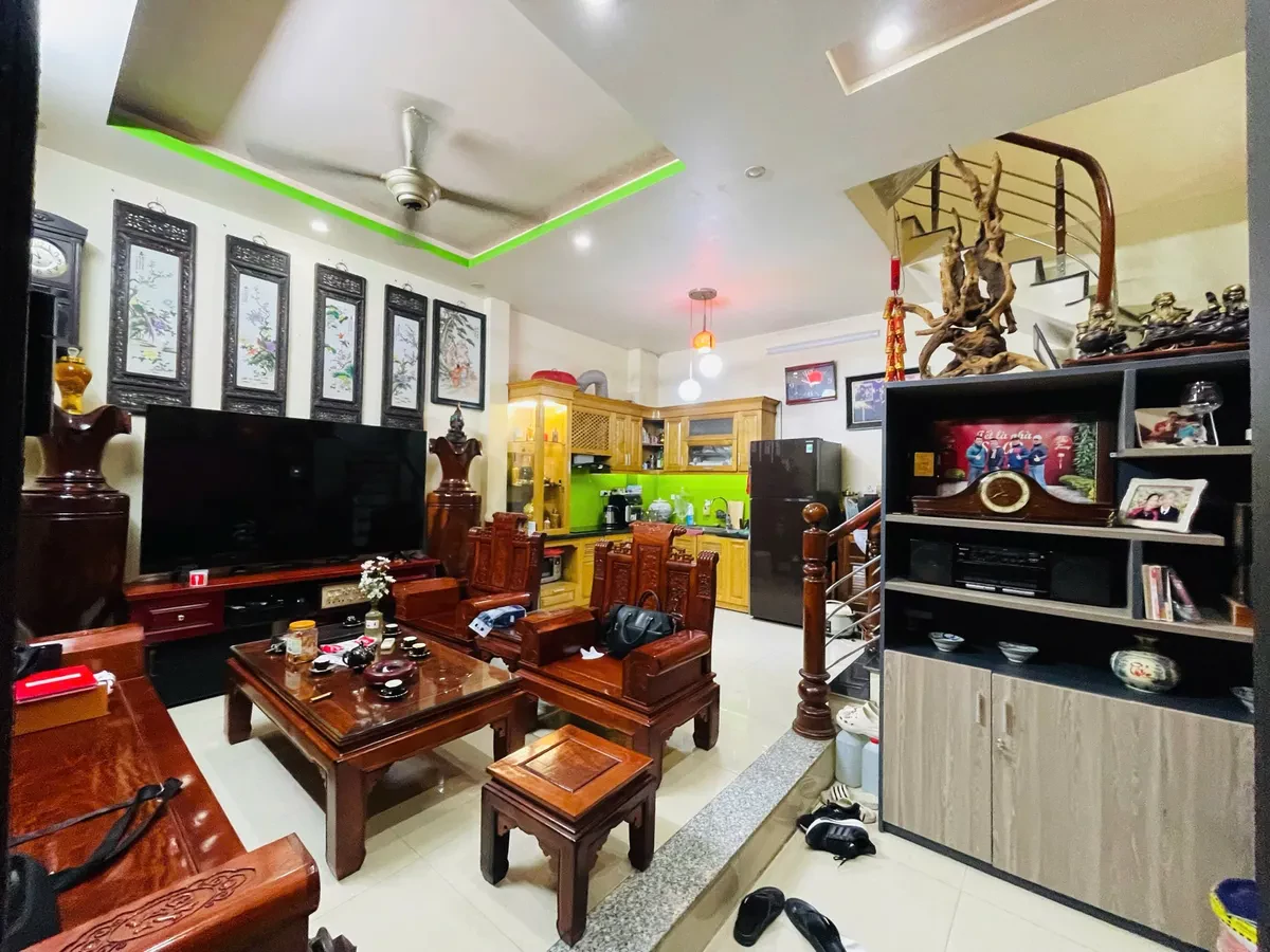 Bán Nhà Đại La 24/31m2. 4 tầng. mặt tiền 5.2m. giá 9.6 Tỷ Hai Bà Trưng Hà Nội 3