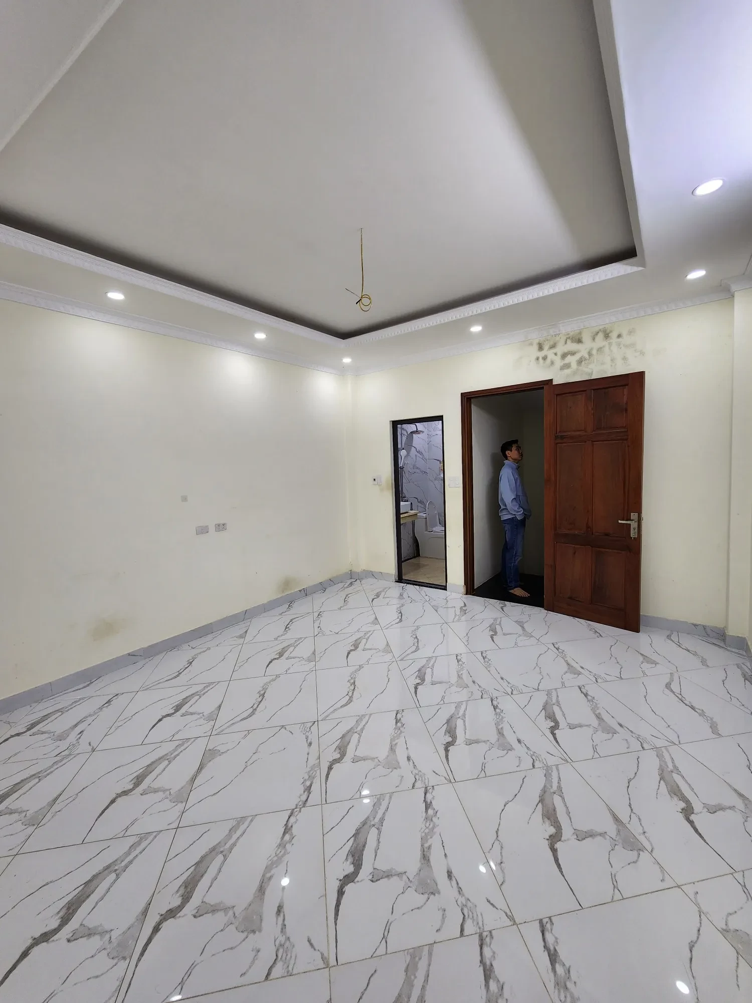 Bán Nhà  Đê Tô Hoàng 28m2, 5 tầng. mặt tiền 4.1m. giá 7.5 Tỷ Hai Bà Trưng Hà Nội 4