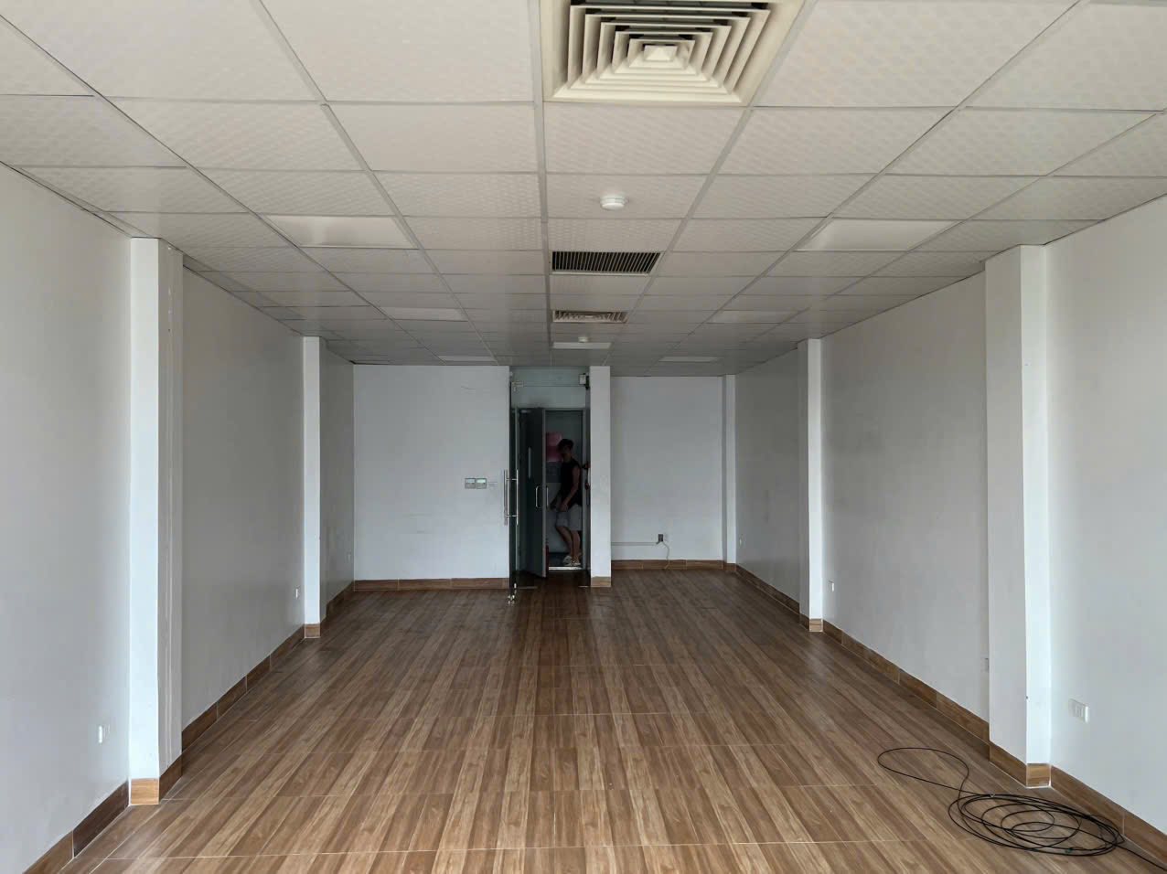 Cho thuê nhà MP Mỹ Đình, Nam Từ Liêm 70m x 7T giá 65 triệu, THANG MÁY, HẦM, PCCC 2