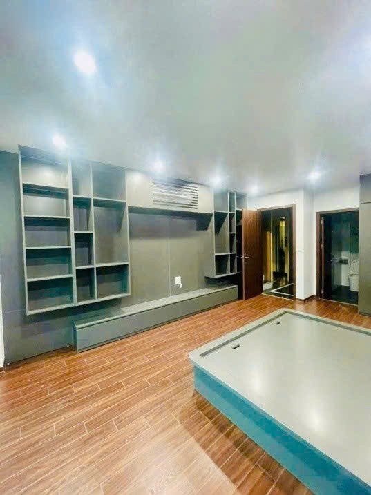 Cho thuê nhà phân lô - ô tô vào nhà Phan Văn Trường - Cầu Giấy 50m x 5T giá 22 triệu 3