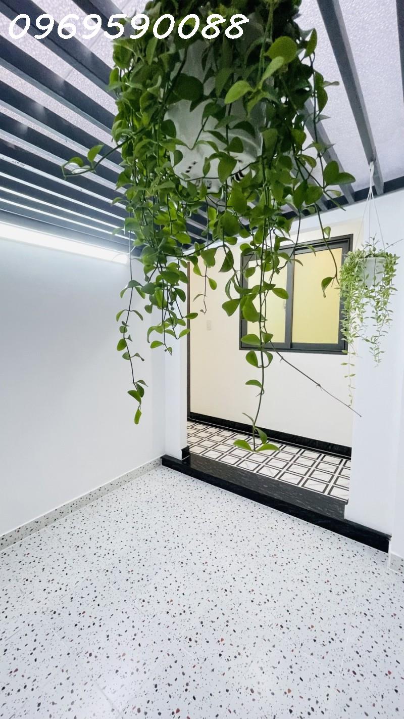 Nhà mới ờ ngay Tân Kỳ Tân Quý, Tân Phú. 58m2 ngang 4.3m nở hậu 6m6 giá 5 tỷxx 3