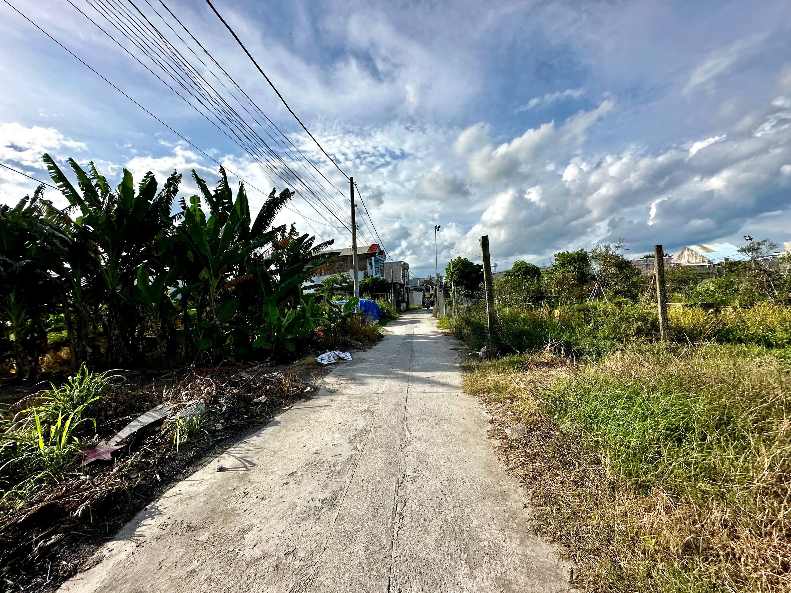 Chính Chủ Cần Bán 2 Lô Đất liền kề; Hẻm 847 Đường Đồng Khởi, Phường Tân Phong( cũ ) TP. Biên Hòa,