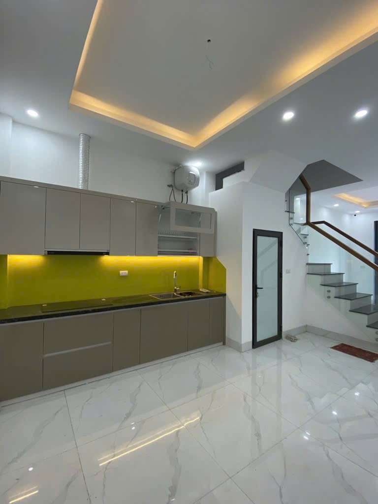 YÊN LỘ YÊN NGHĨA HƠN 50M _THANG MÁY NHẬP _NHÀ ĐẸP Ở NGAY NHỈNH 10 TỶ _THIẾT KẾ HIỆN ĐẠI 3