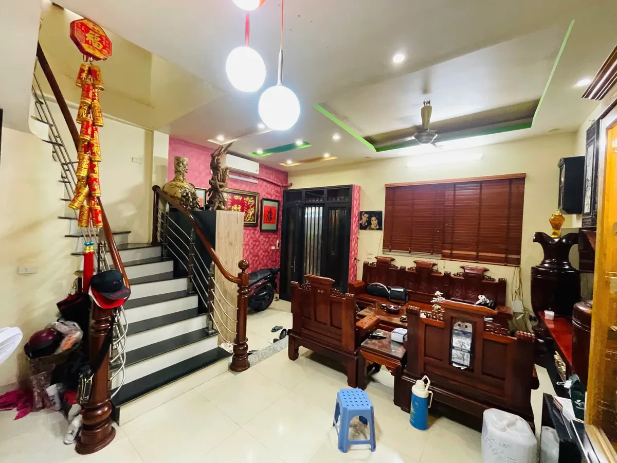 Bán Nhà Đại La 24/31m2. 4 tầng. mặt tiền 5.2m. giá 9.6 Tỷ Hai Bà Trưng Hà Nội 2