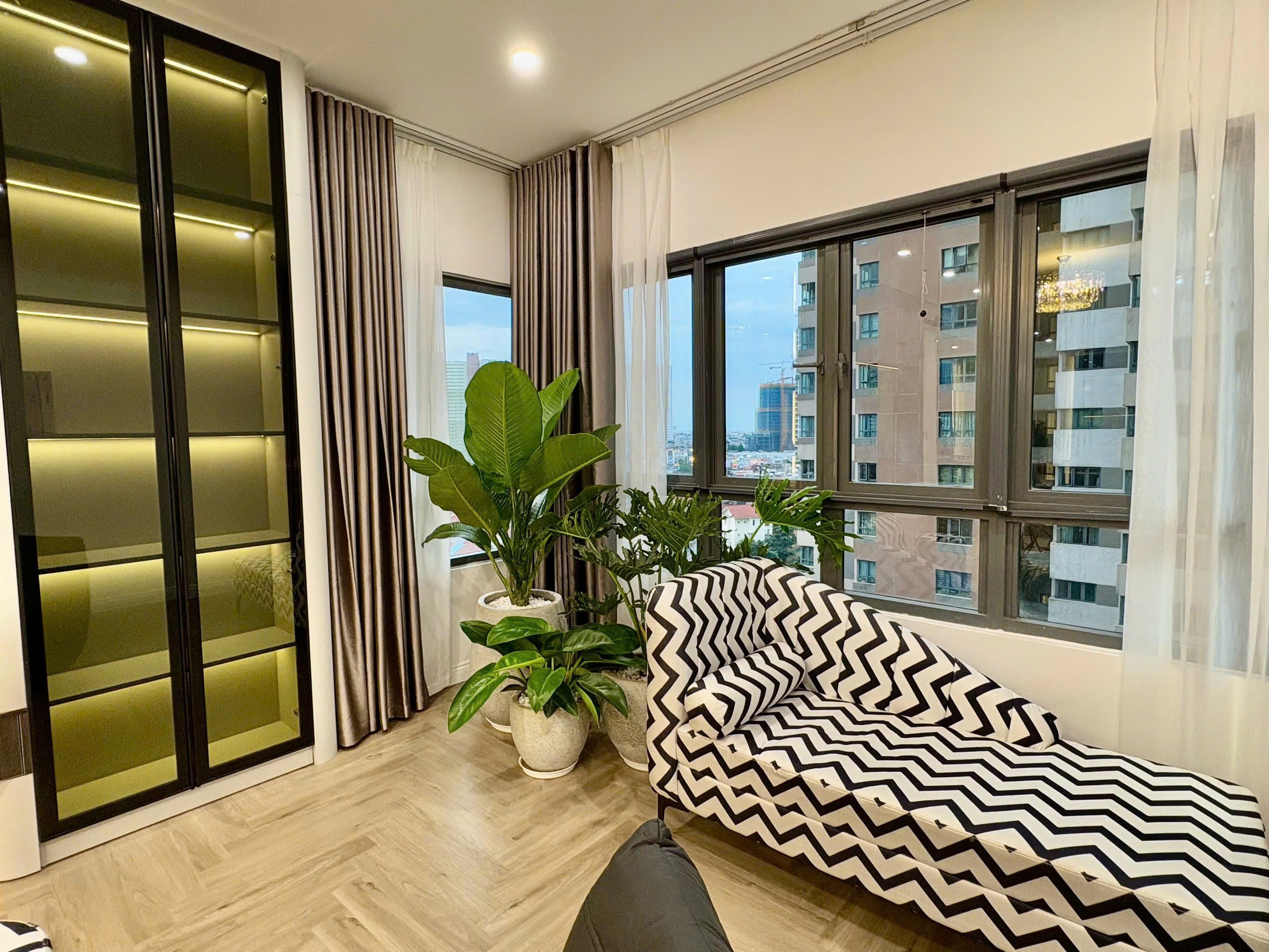 Bán căn 2PN+1 MULBERRY LANE 124m2, FULL ĐỒ, chỉ 8.3 tỷ bao phí 4