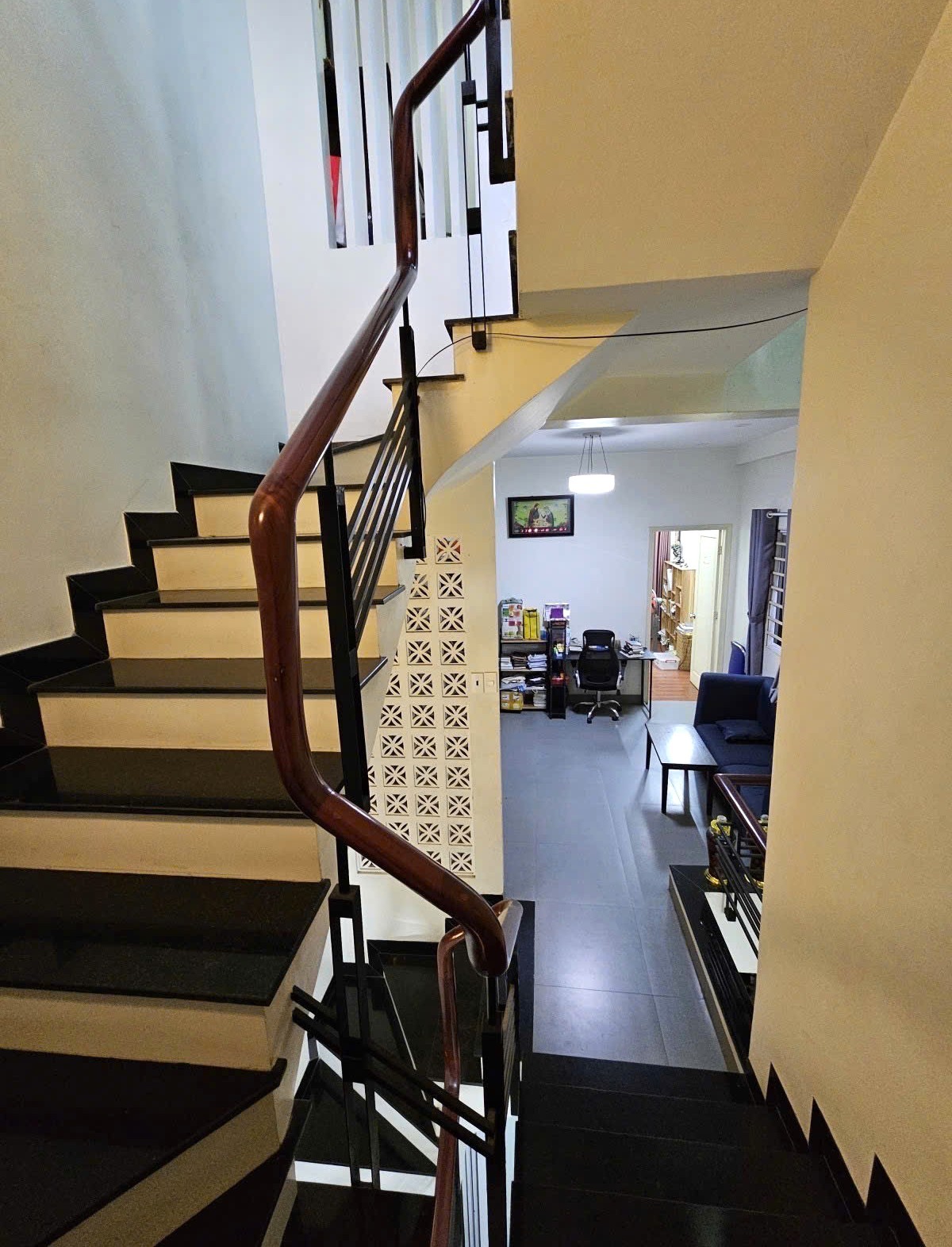 NGỘP BANK-NHÀ ĐẸP 68M2 – 3 TẦNG/4PN LÊ VĂN THỌ P11– CHỈ 6x TỶ TL! 3