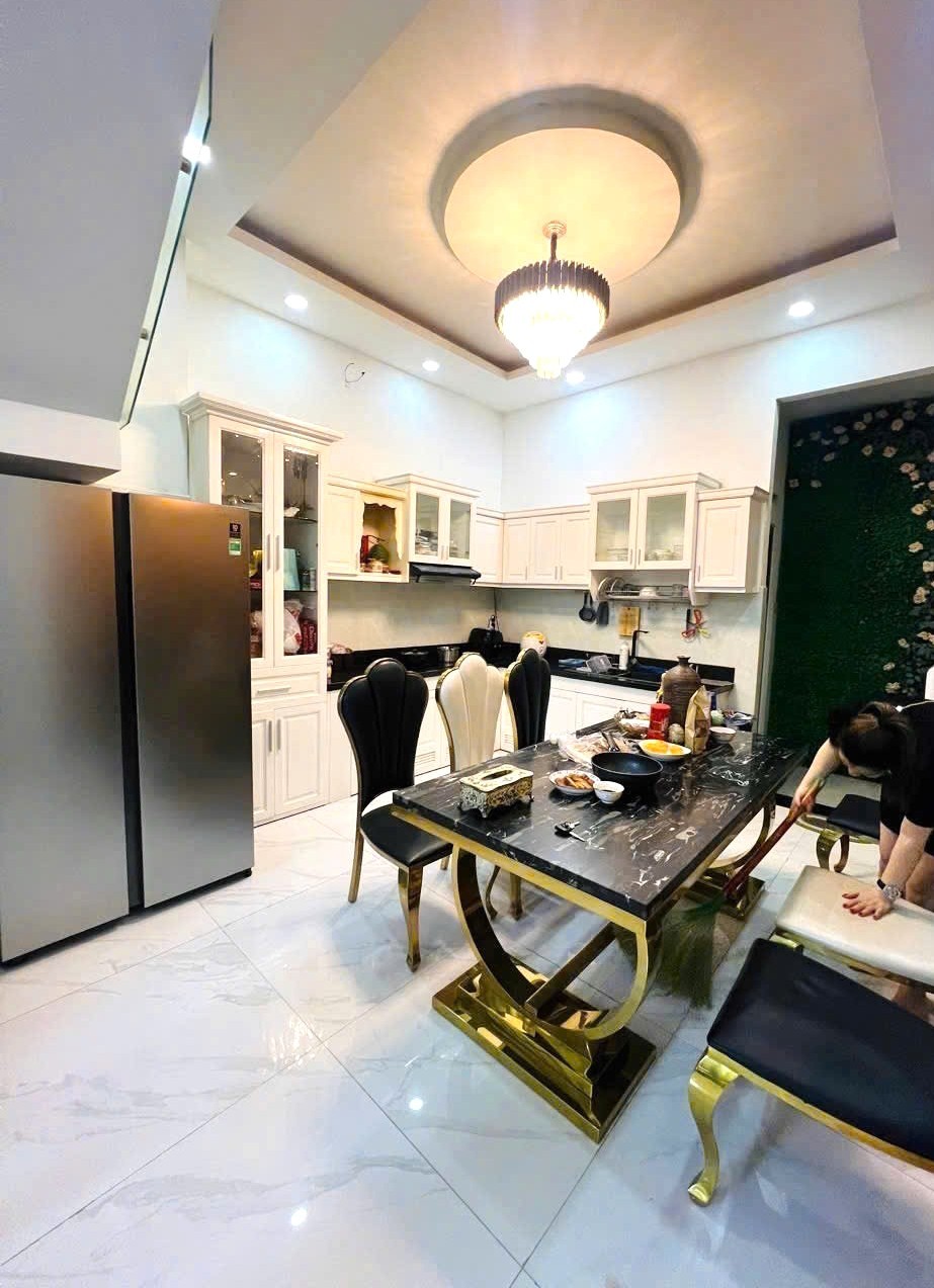 Bán nhà 70M² - 4 TẦNG Ô TÔ NGỦ TRONG NHÀ gần chợ Hạnh Thông Tây giá 6.x tỷ TL 2