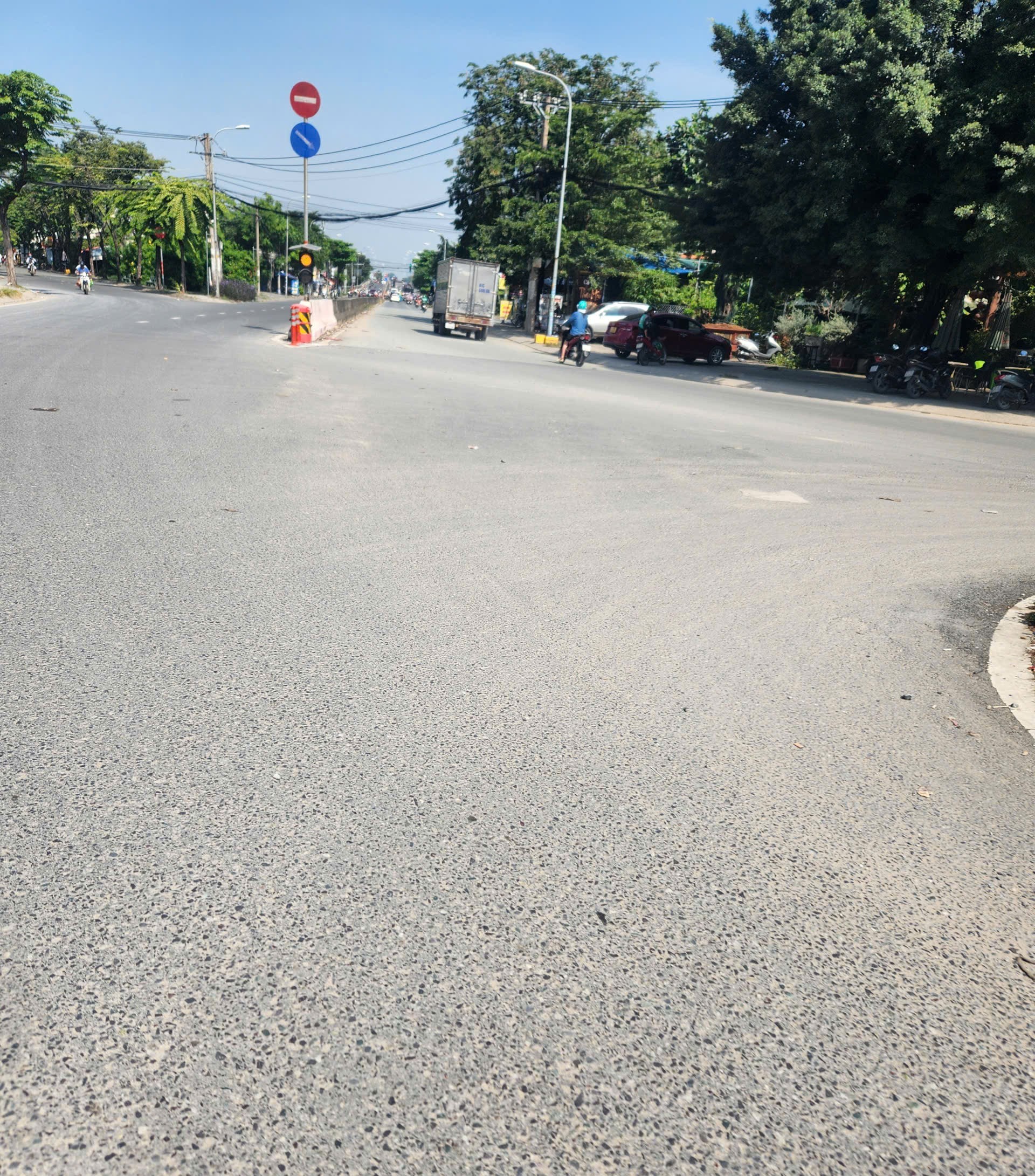 BÁN NHÀ 3 TẦNG HẺM XE HƠI - VẠN PHÚC - HIỆP BÌNH PHƯỚC - NHỈNH 5 TỶ