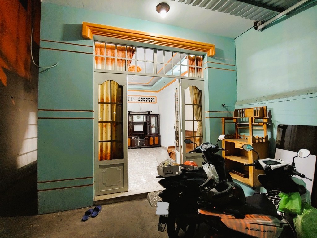 Bán nhà Mặt tiền Tân Phú 71m2 nhỉnh 6 tỷ ngang 5m 2