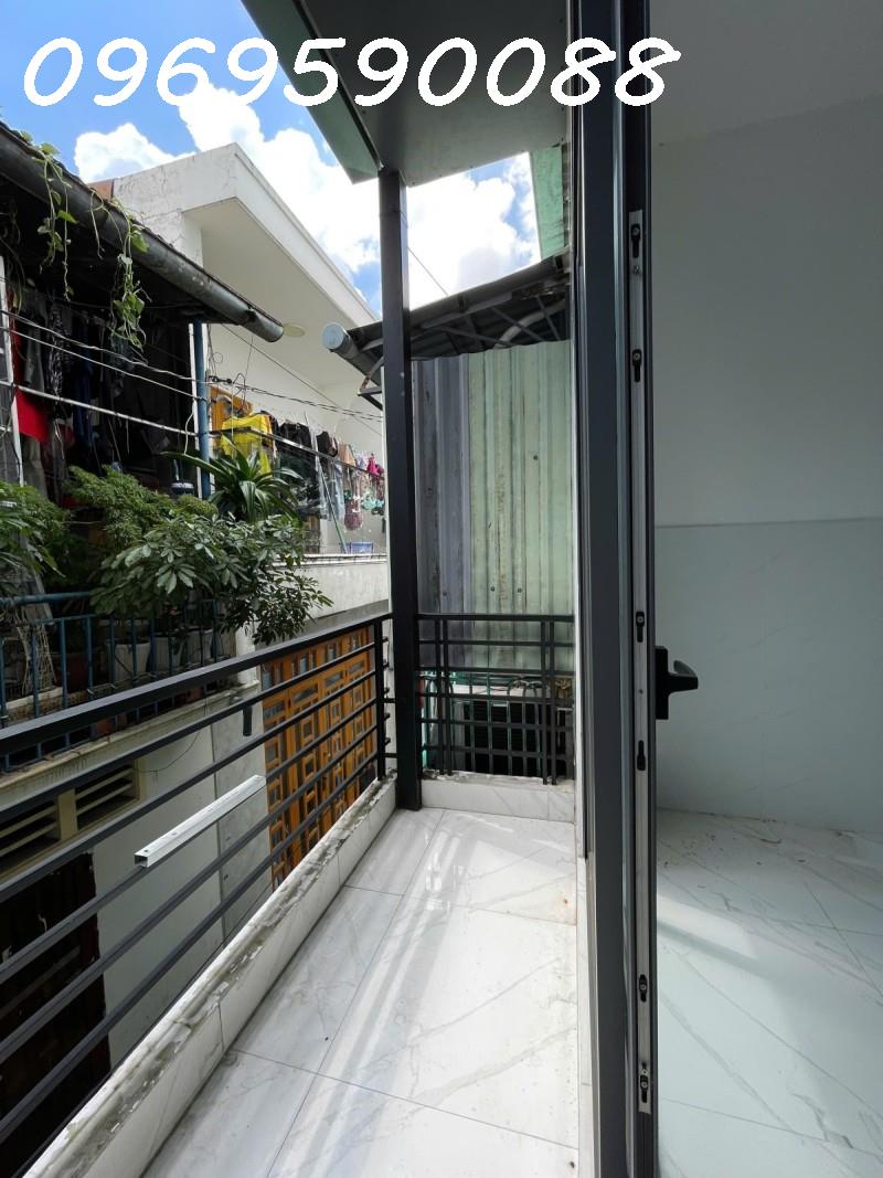 Nhà hẻm Sơn Kỳ Tân Phú 30m2 2 tầng gần chợ,  Sổ Hồng chính chủ chỉ 3 tỷxx 4