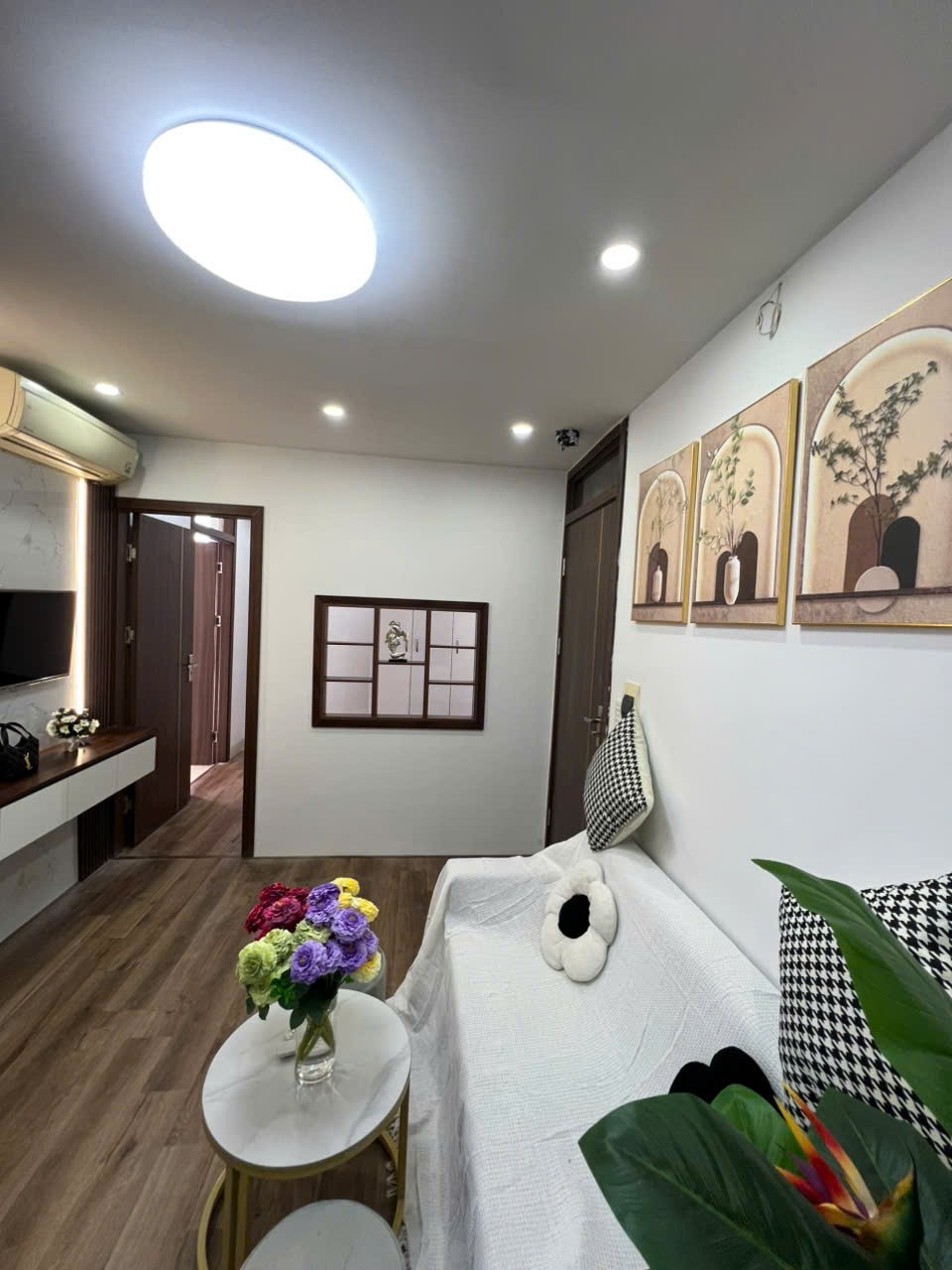 Cần bán Chung cư mini đường Mai Hương, Phường Bạch Mai, Diện tích 55m², Giá 2.68 Tỷ 2