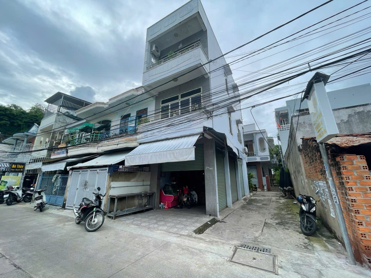 Mặt tiền chợ Phương Sài – căn góc siêu đẹp – chỉ 4,75 tỷ! 3