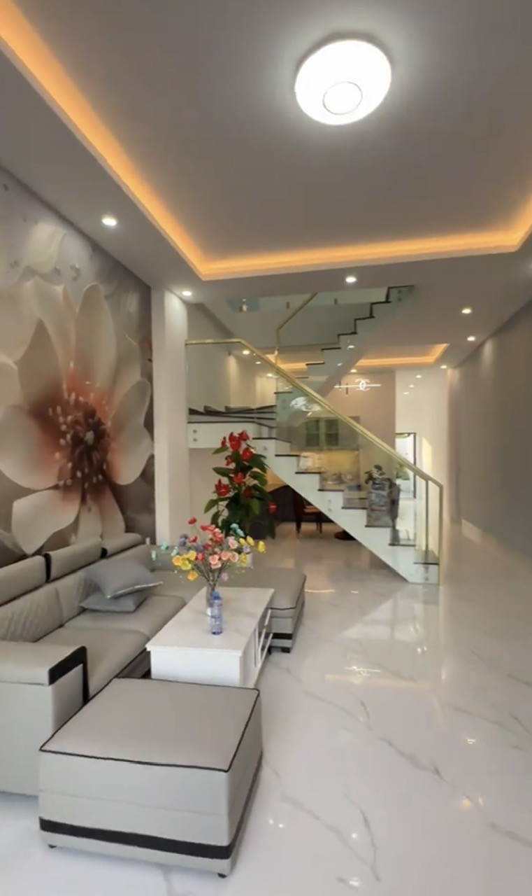 Cần bán Nhà mặt tiền Phường Tương Bình Hiệp, Thủ Dầu Một, Diện tích 120m², Giá 2.5 Tỷ 2