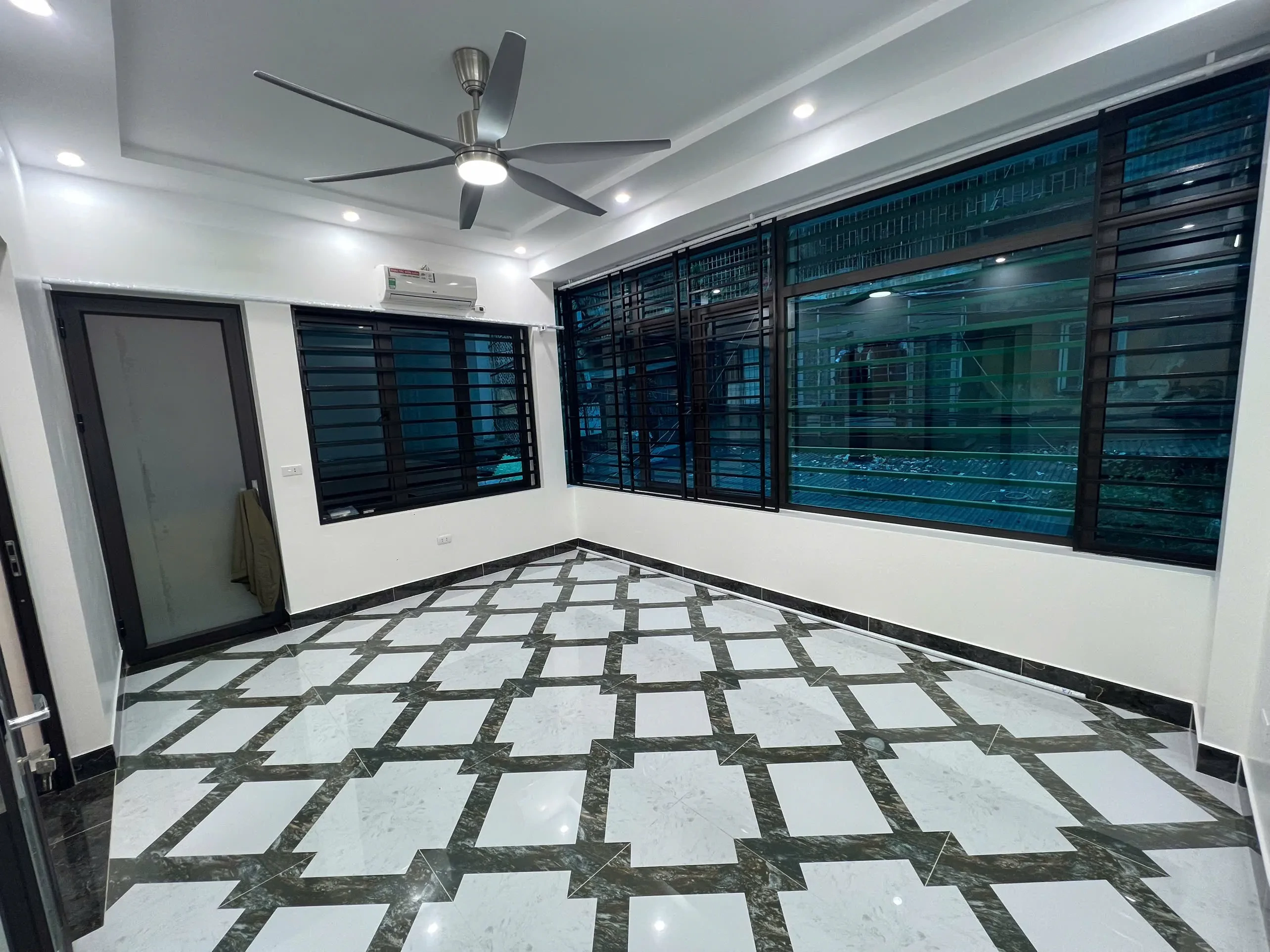 Bán Nhà Kim Ngưu 30/36m2. 5 tầng. mặt tiền 5.1m. giá 14.85 tỷ Hai Bà Trưng Hà Nội 4