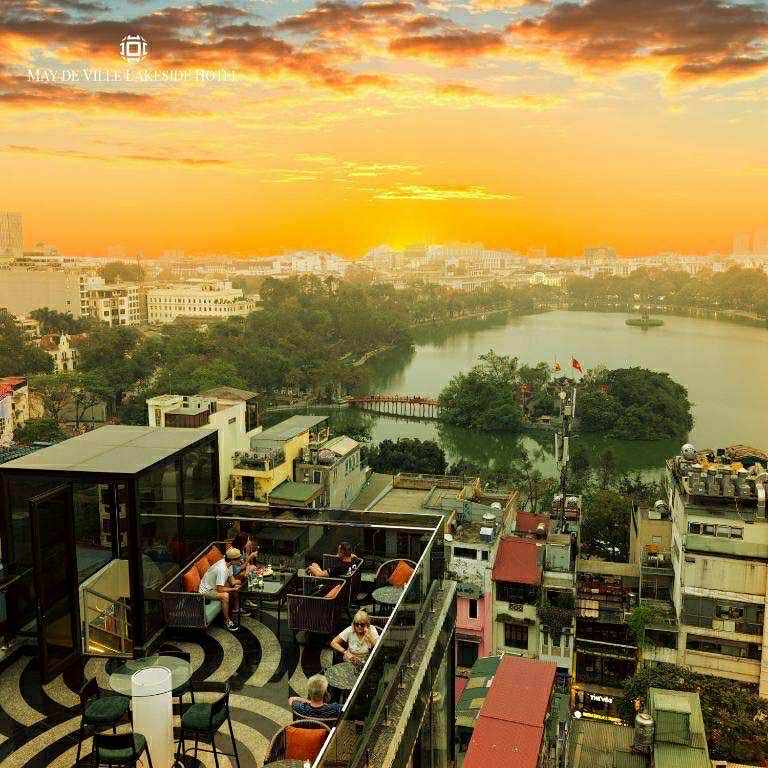 bán khách sạn 4* Hoàn Kiếm, 500m x 12 tầng, mặt tiền 18m, dòng tiền 1 tỷ/tháng 2