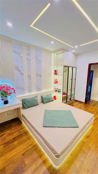 BÁN GẤP ĐẠI TỪ, HOÀNG MAI, NHÀ ĐẸP GẦN PHỐ NỘI THẤT XỊN, 32M2 5 TẦNG 7.9 TỶ 3