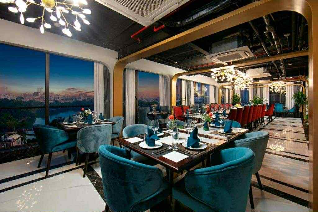 bán khách sạn 4* Hoàn Kiếm, 500m x 12 tầng, mặt tiền 18m, dòng tiền 1 tỷ/tháng 4