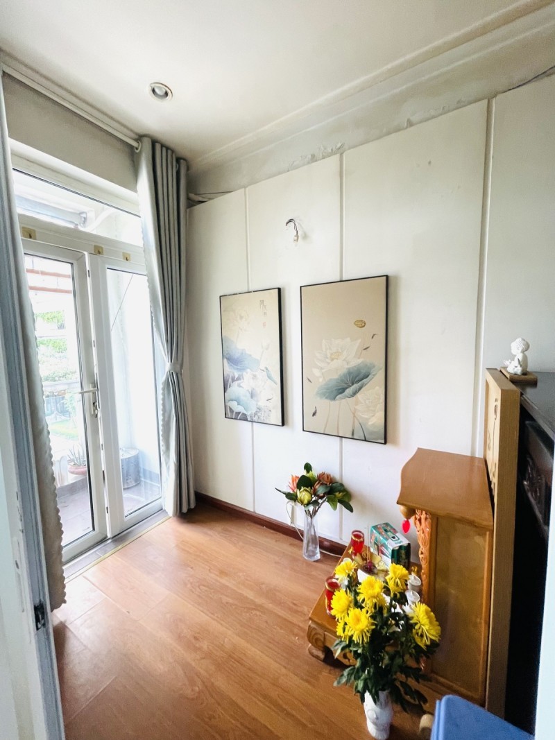 Bán nhà hẻm 8m CMT8-cạnh Hà Đô-ngang 4.5m-4PN-nhà mới+thang máy-giá tốt 4