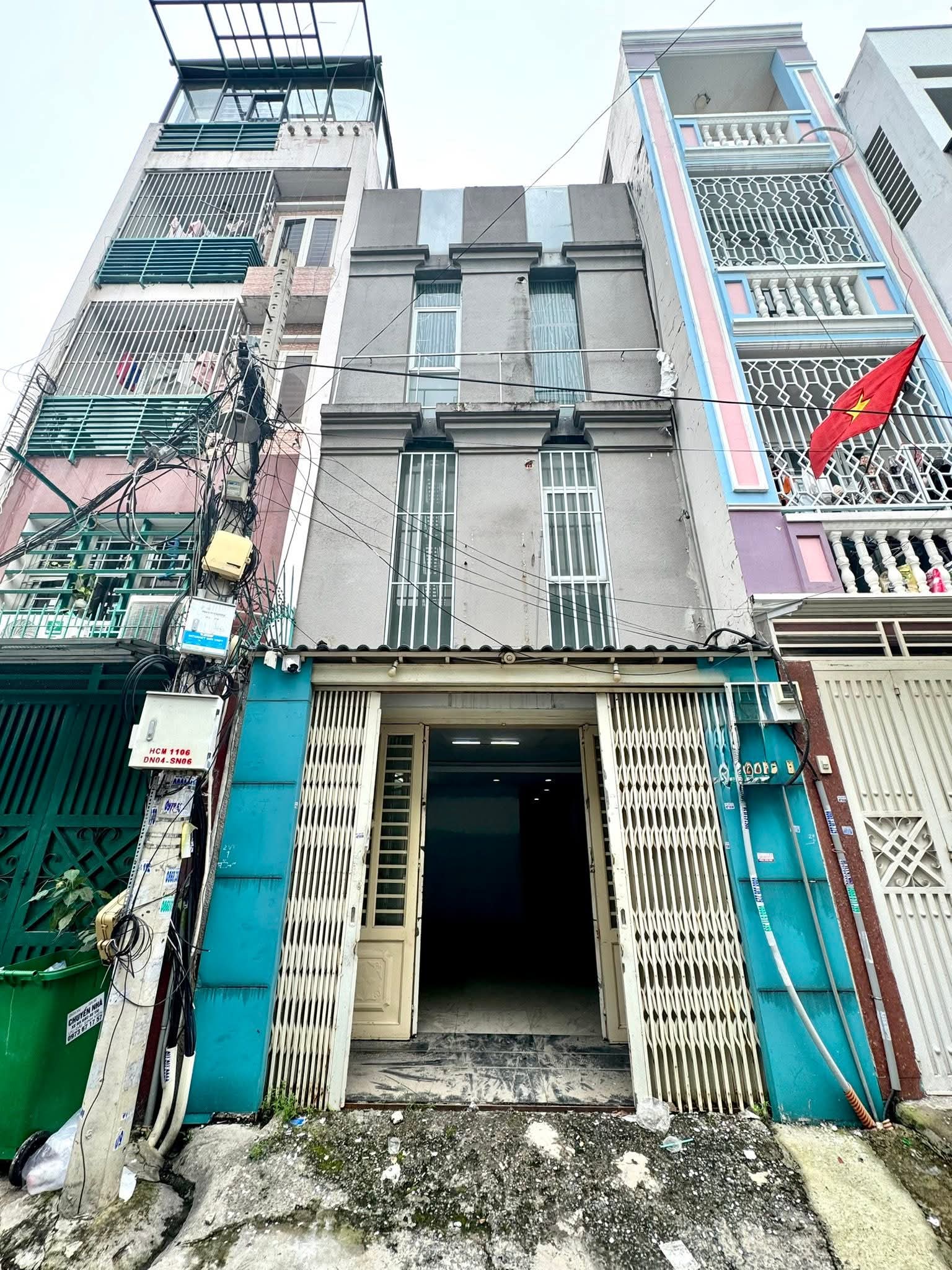 NHÀ NGUYỄN KIỆM 61m2 (4×15) HẺM OTO TRÁNH - SÁT MẶT TIỀN - GIÁ 11.7 TỶ 11