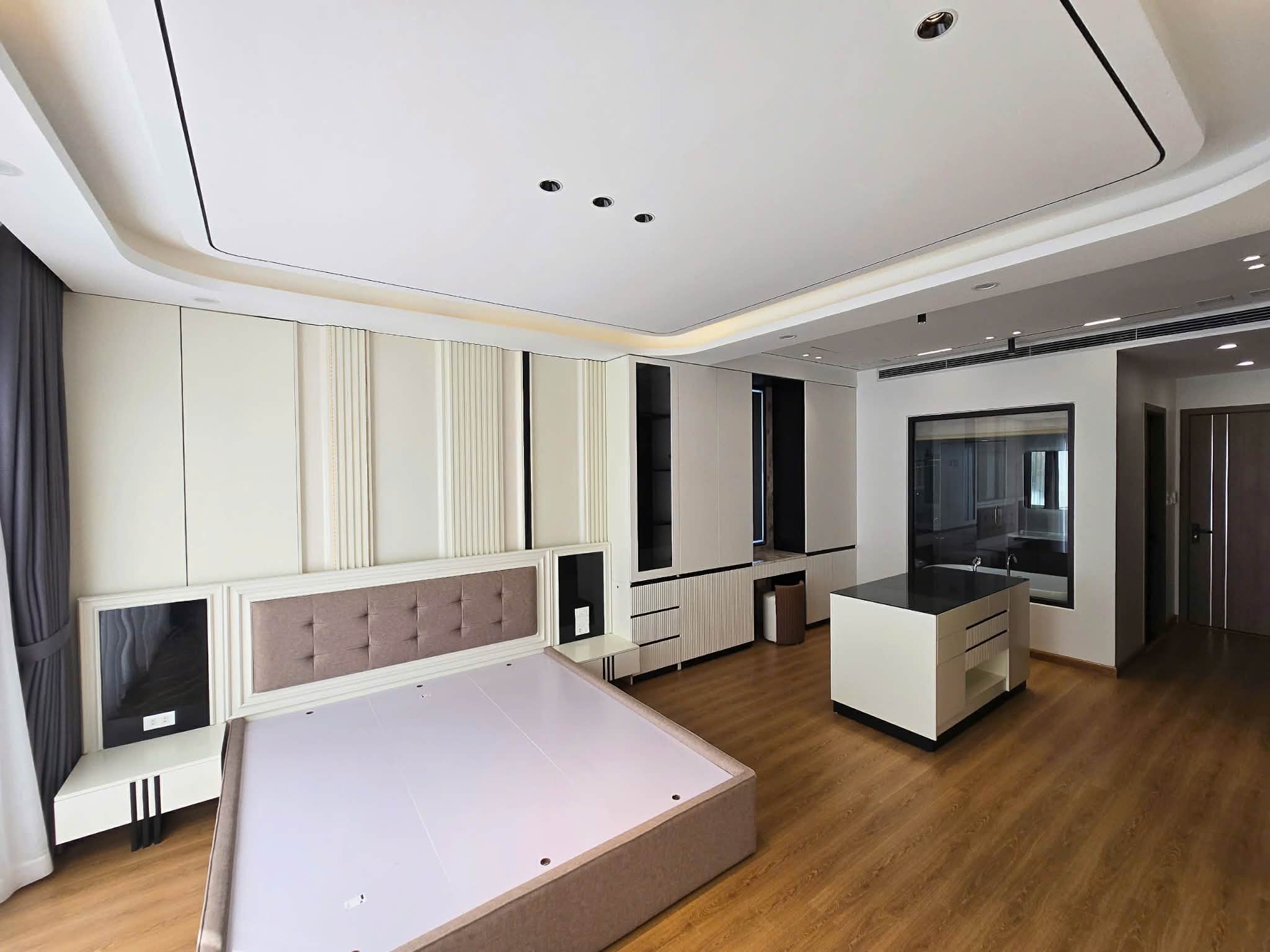 bán nhà khu tái định cư Ngọc Thuỵ, 58m x 7 tầng, vỉa hè, mặt đường 12m, kinh doanh, full nội thất 4