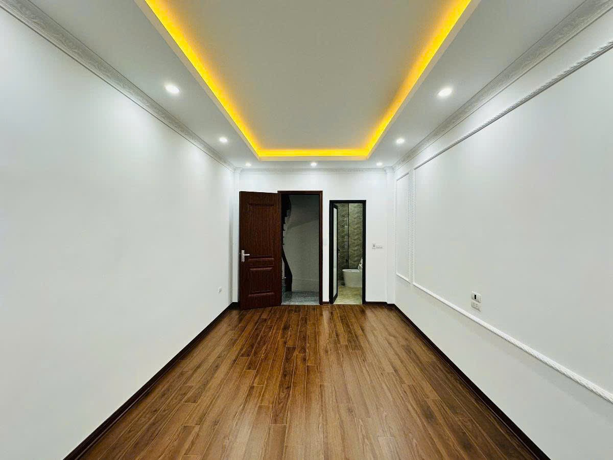 NHÀ MỚI NGAY LÁNG HẠ, GIẢNG VÕ 32M 5 TẦNG - 3PN RỘNG GIÁ 7.98 TỶ 2