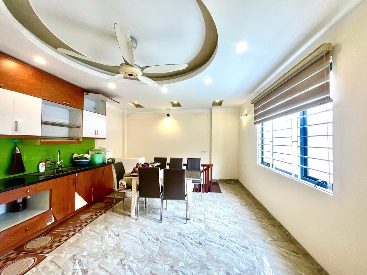 Bán nhà phân lô Hoàng Văn Thái - Lô góc Kinh doanh - 10m ra mặt phố 48/60m 5 tầng 18,3 tỷ 3