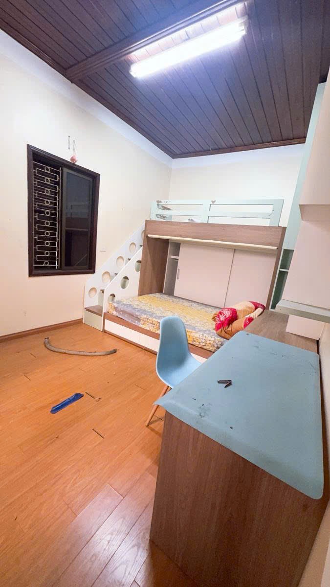 BÁN NHÀ LÊ TRỌNG TẤN - NHỈNH 400TR/M VỚI CỰC PHẨM LÔ GÓC 3 MẶT NGÕ Ô TÔ TRÁNH - VỈA HÈ - MT 6M 2