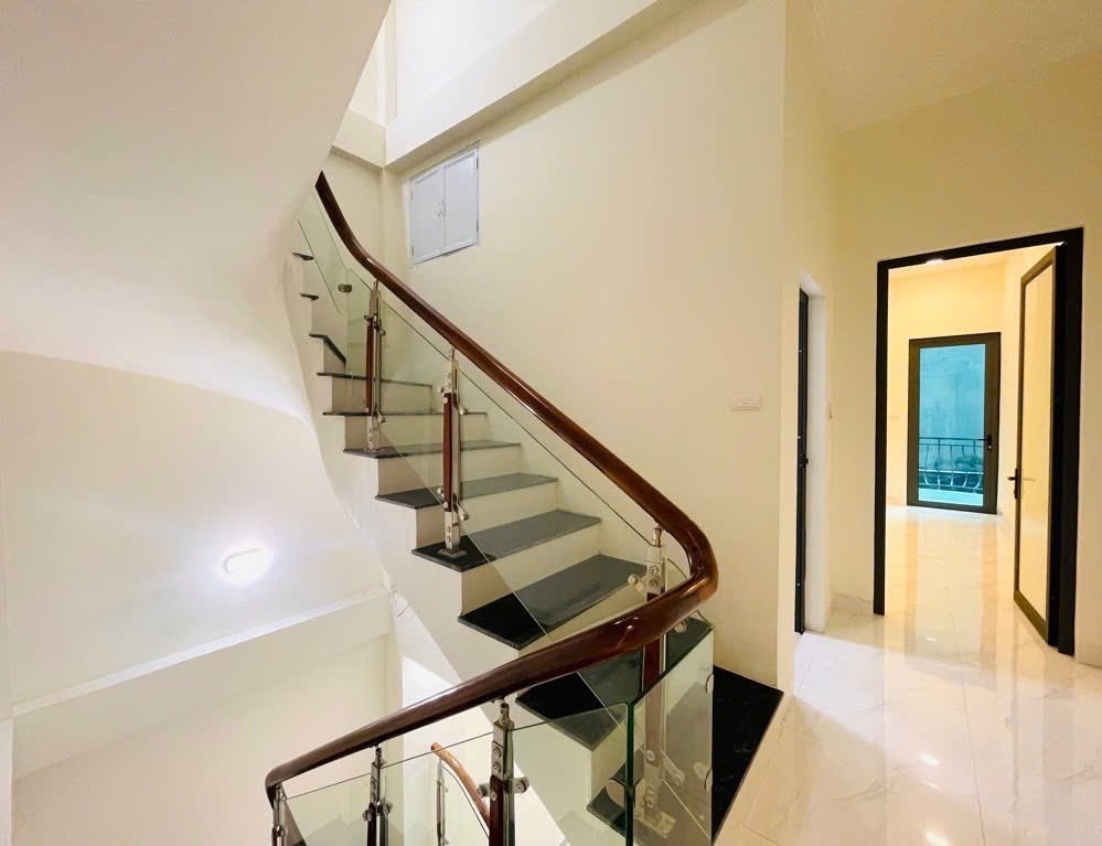 Bán nhà phân lô quân đội Tô Vĩnh Diện, Ô tô tránh 15m - 2 thoáng vĩnh viễn - 60m 4 tầng giá 15,6 tỷ 3