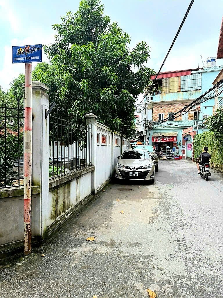 Bán đất đường Phú Minh, Mặt ngõ rộng thoáng, Gần phố, Oto đỗ cửa, 5m ra oto tránh, 50m2 chỉ  6.x tỷ