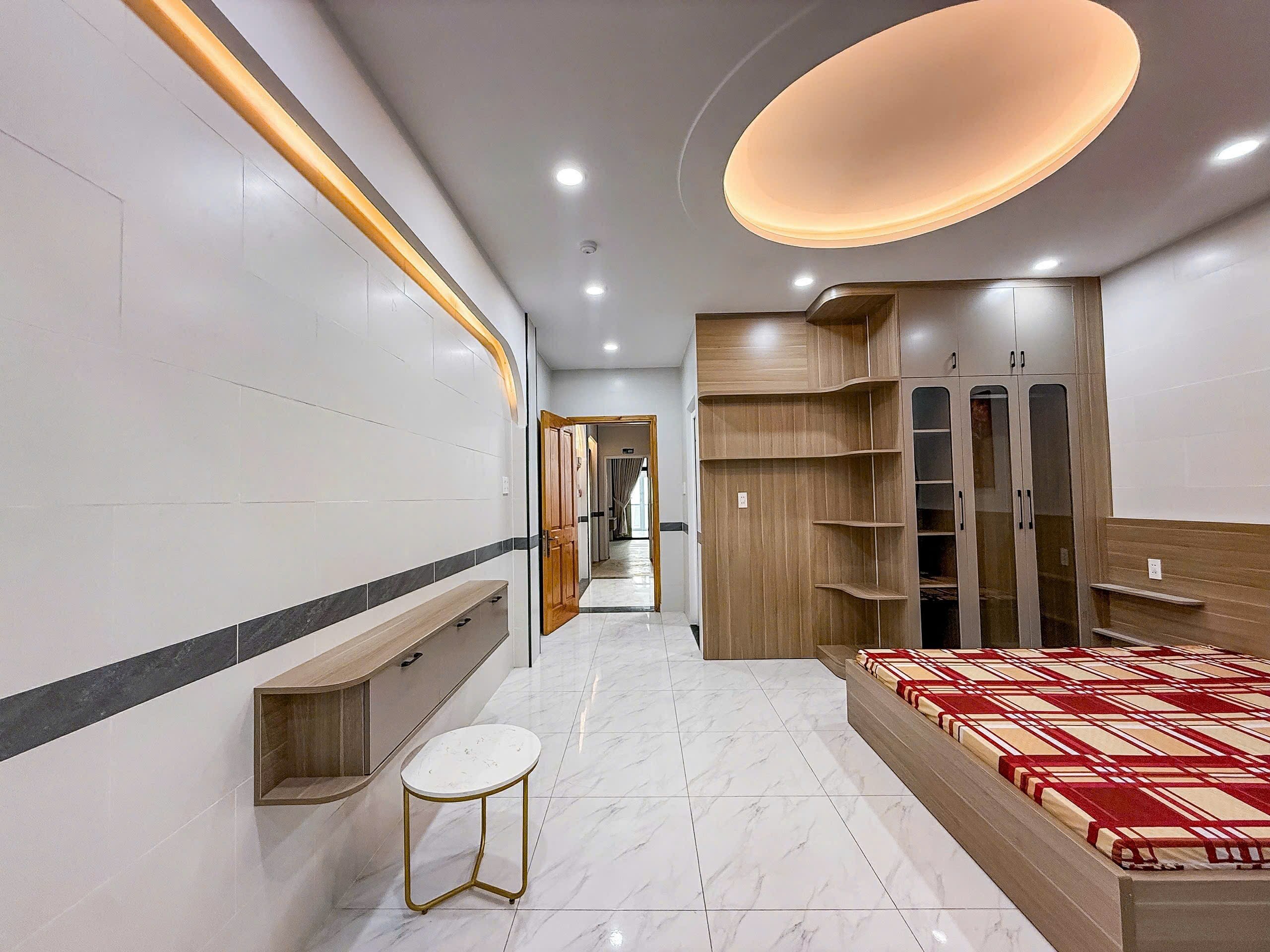 SIÊU PHẨM CHDV ĐIỆN BIÊN PHỦ - 120M² (4.6 × 26) - 6 TẦNG 12 PHÒNG - DOANH THU 1.6 TỶ/NĂM 8