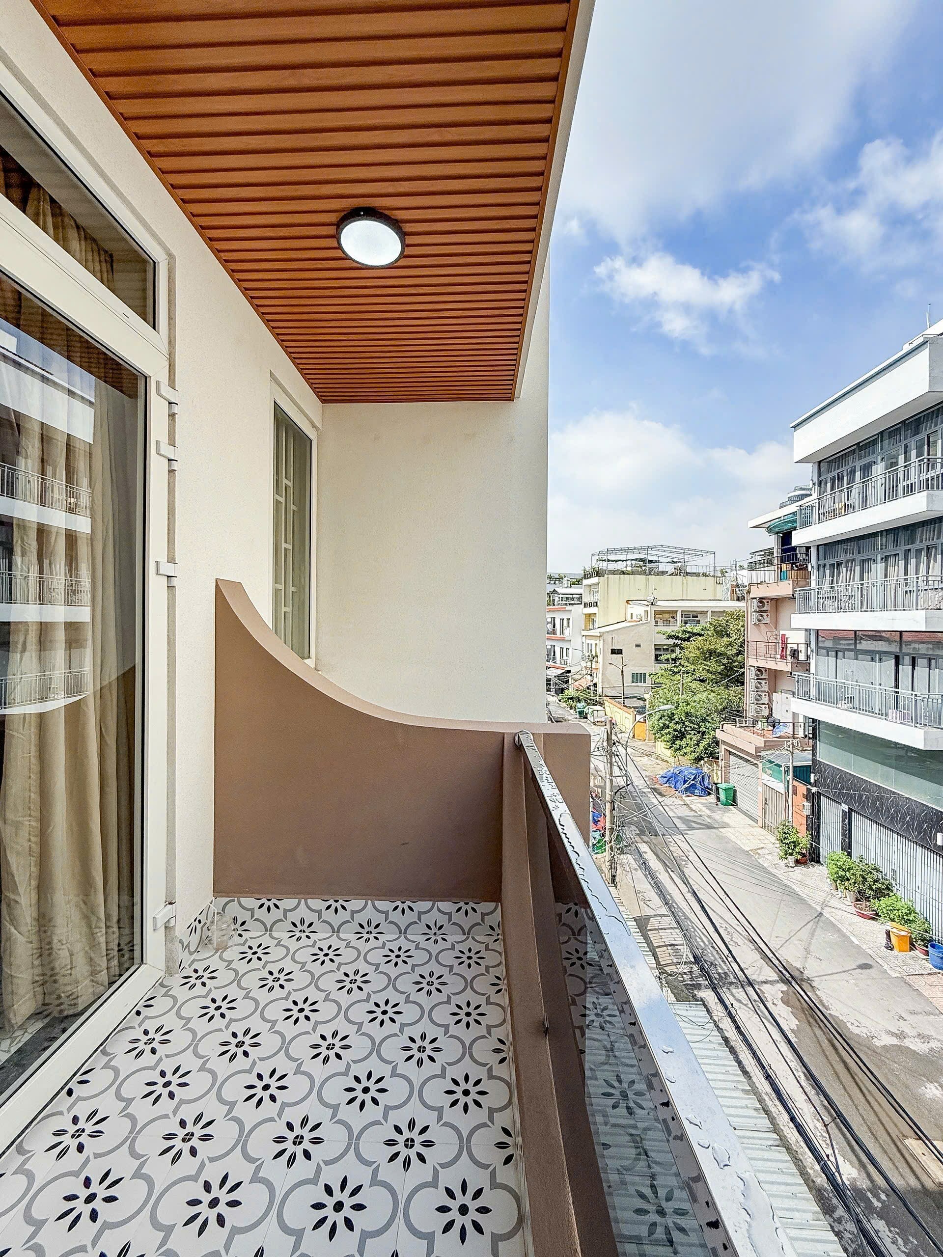 SIÊU PHẨM CHDV ĐIỆN BIÊN PHỦ - 120M² (4.6 × 26) - 6 TẦNG 12 PHÒNG - DOANH THU 1.6 TỶ/NĂM