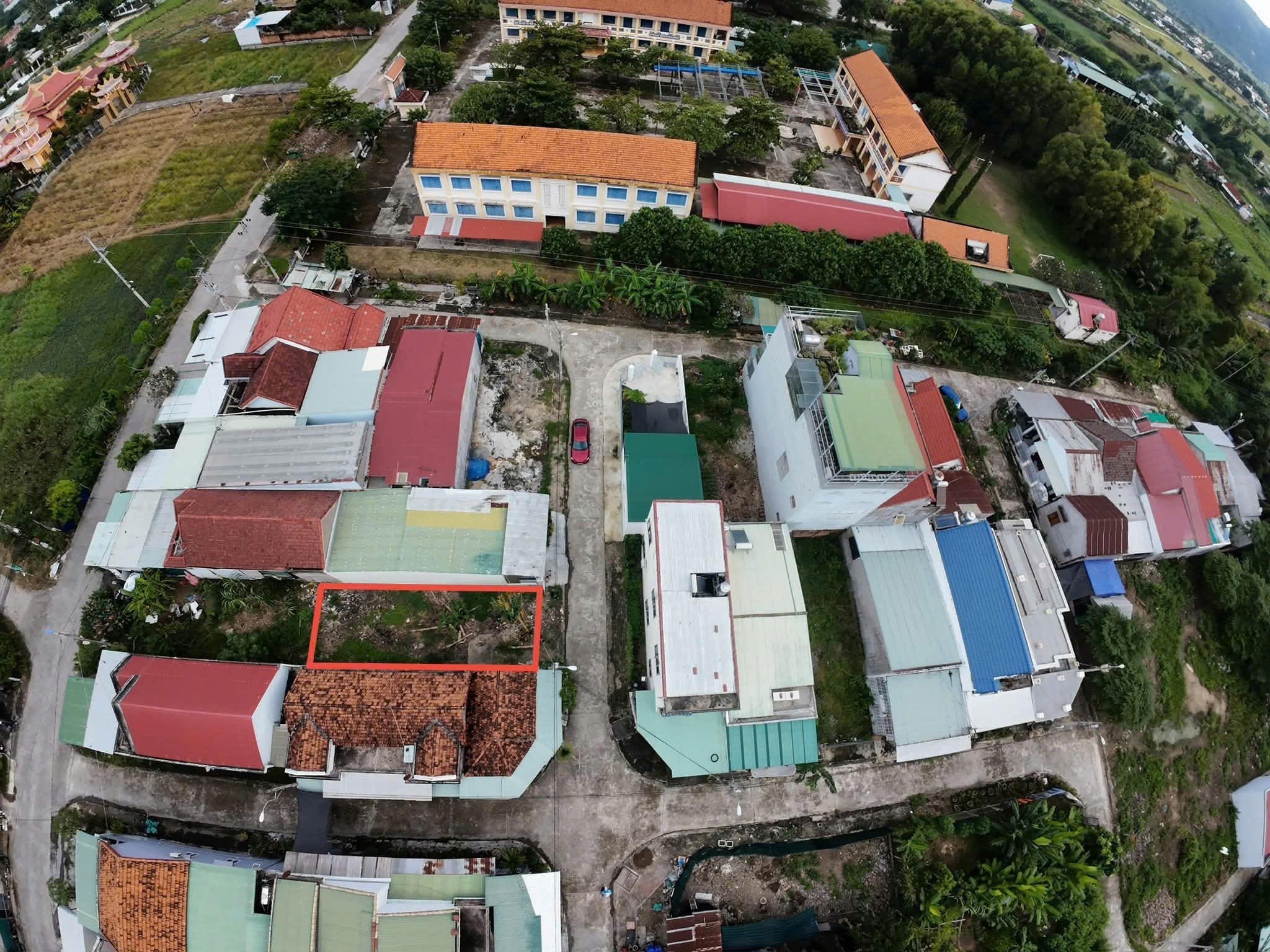 Bán đất tái định cư Diên Toàn sát bên Huỳnh Thúc Kháng - sát bên trường tiểu học Diên Toàn 5