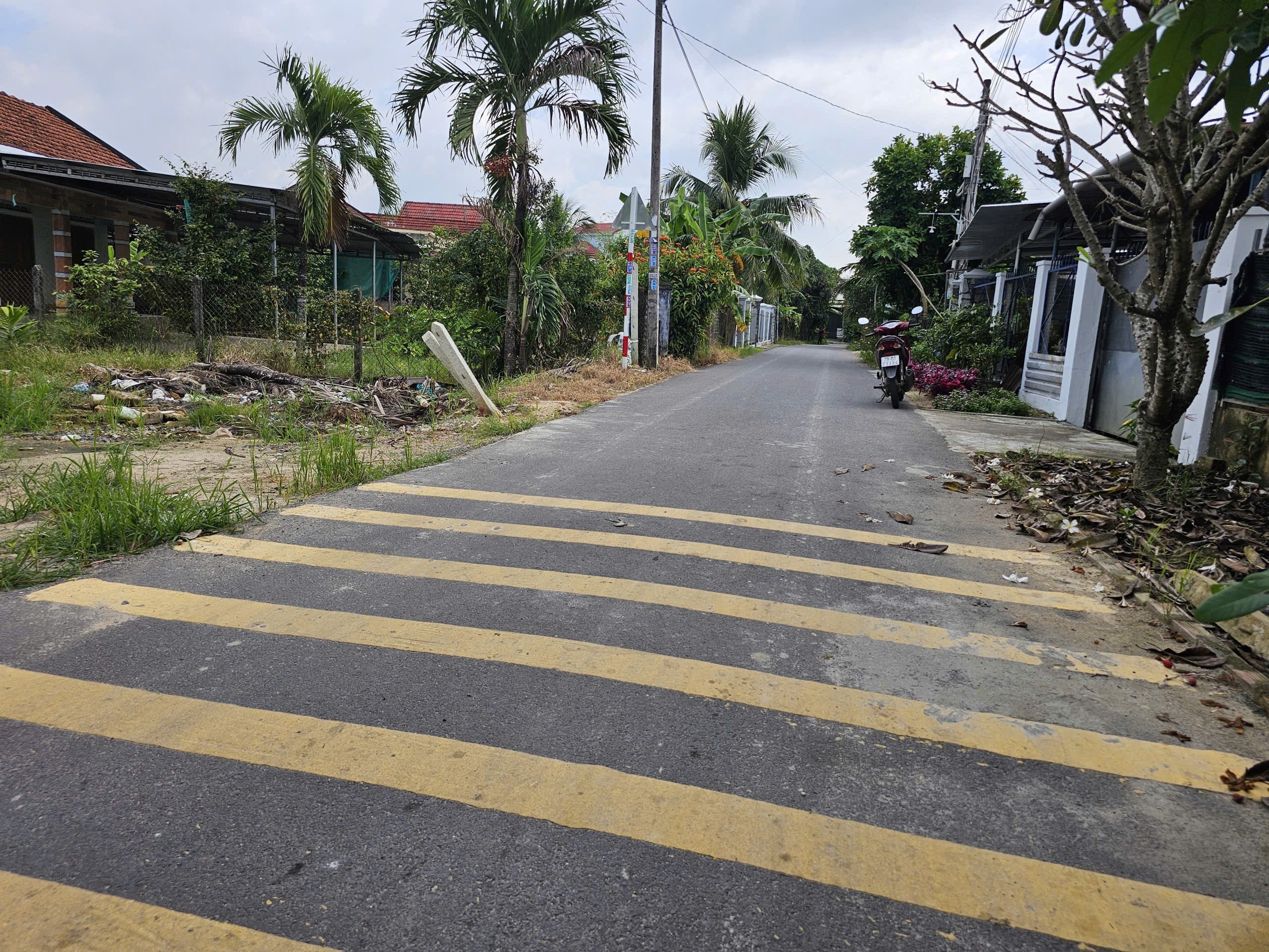 Bán đất Diên Hoà thôn Quang Thạnh mặt tiền đường nhựa nội thôn 4