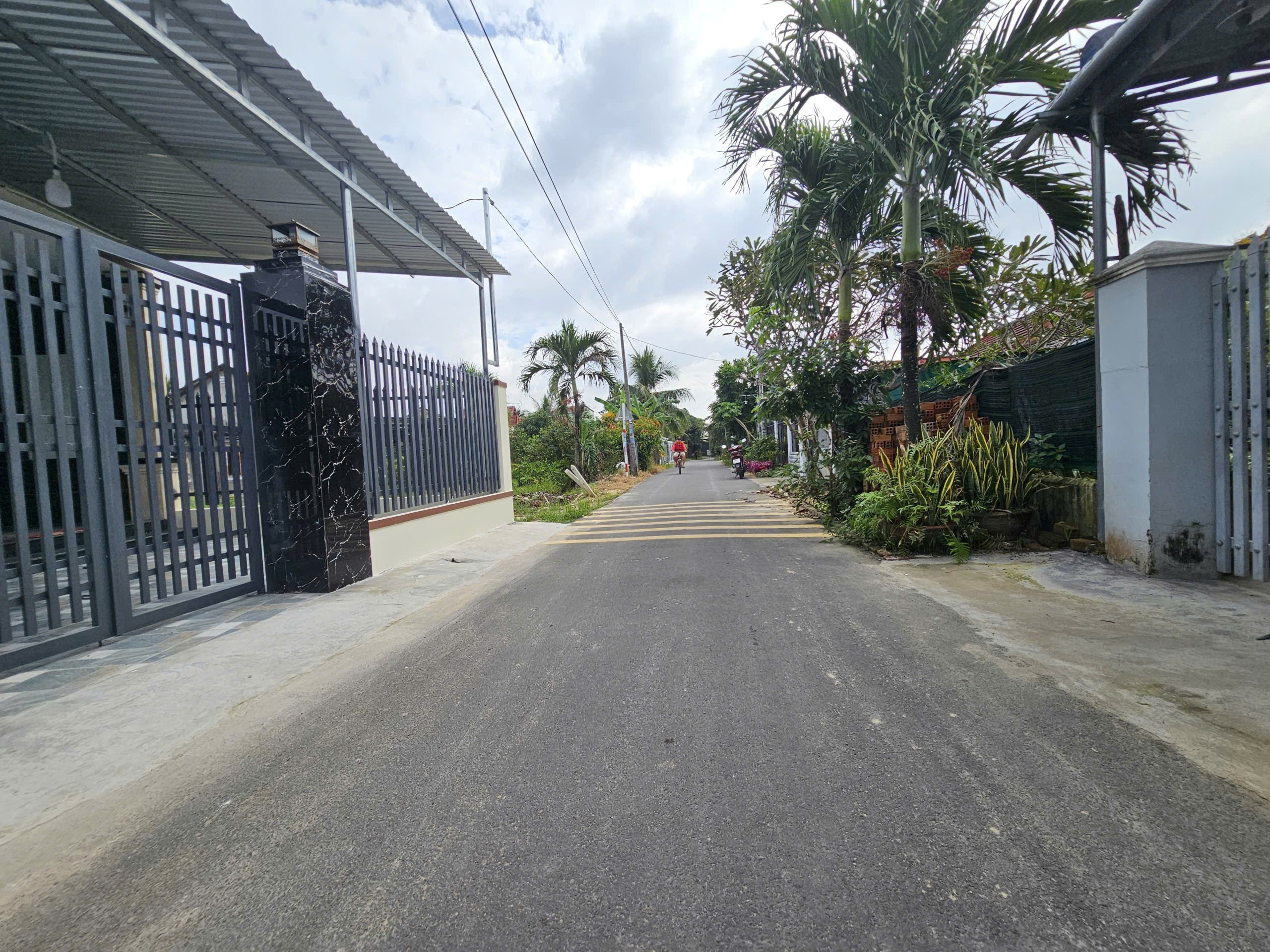 Bán đất Diên Hoà thôn Quang Thạnh mặt tiền đường nhựa nội thôn 5