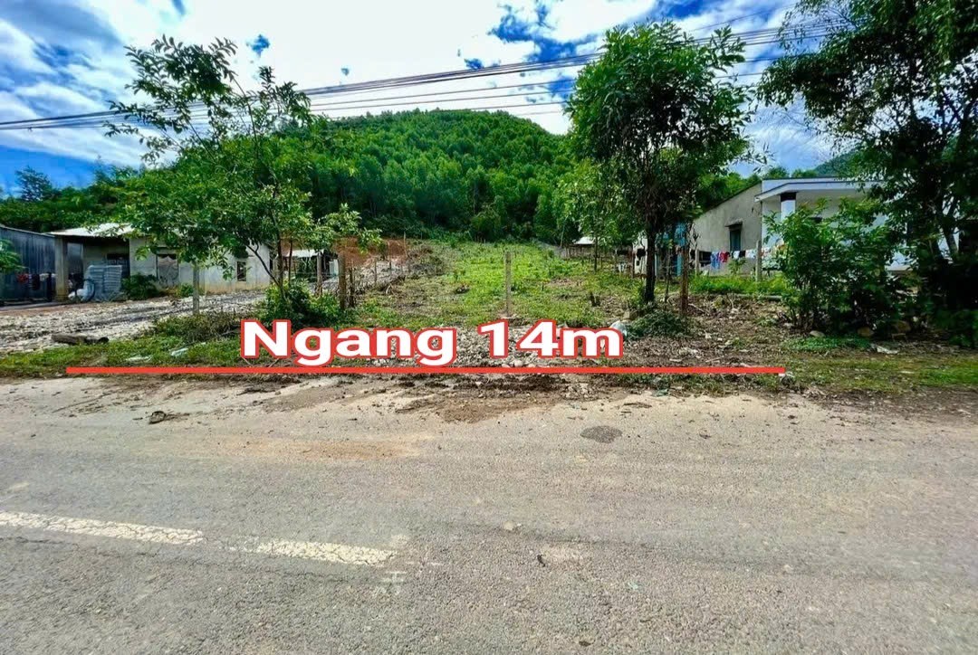 Bán đất Khánh Phú mặt tiền đường nhựa Yangbay - thế đất lưng tựa núi cực vượng phong thủy 4