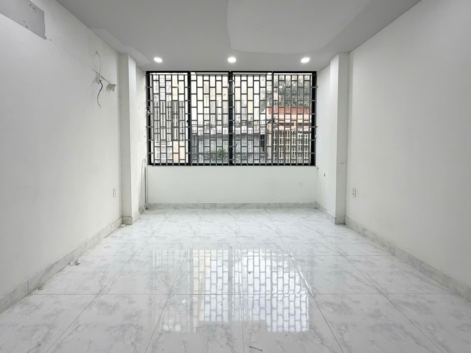 HẺM 8M OTO TRÁNH TRẦN HUY LIỆU - NHÀ 4 TẦNG KIÊN CỐ - 7 PN 8 WC - 15.2 TỶ 5