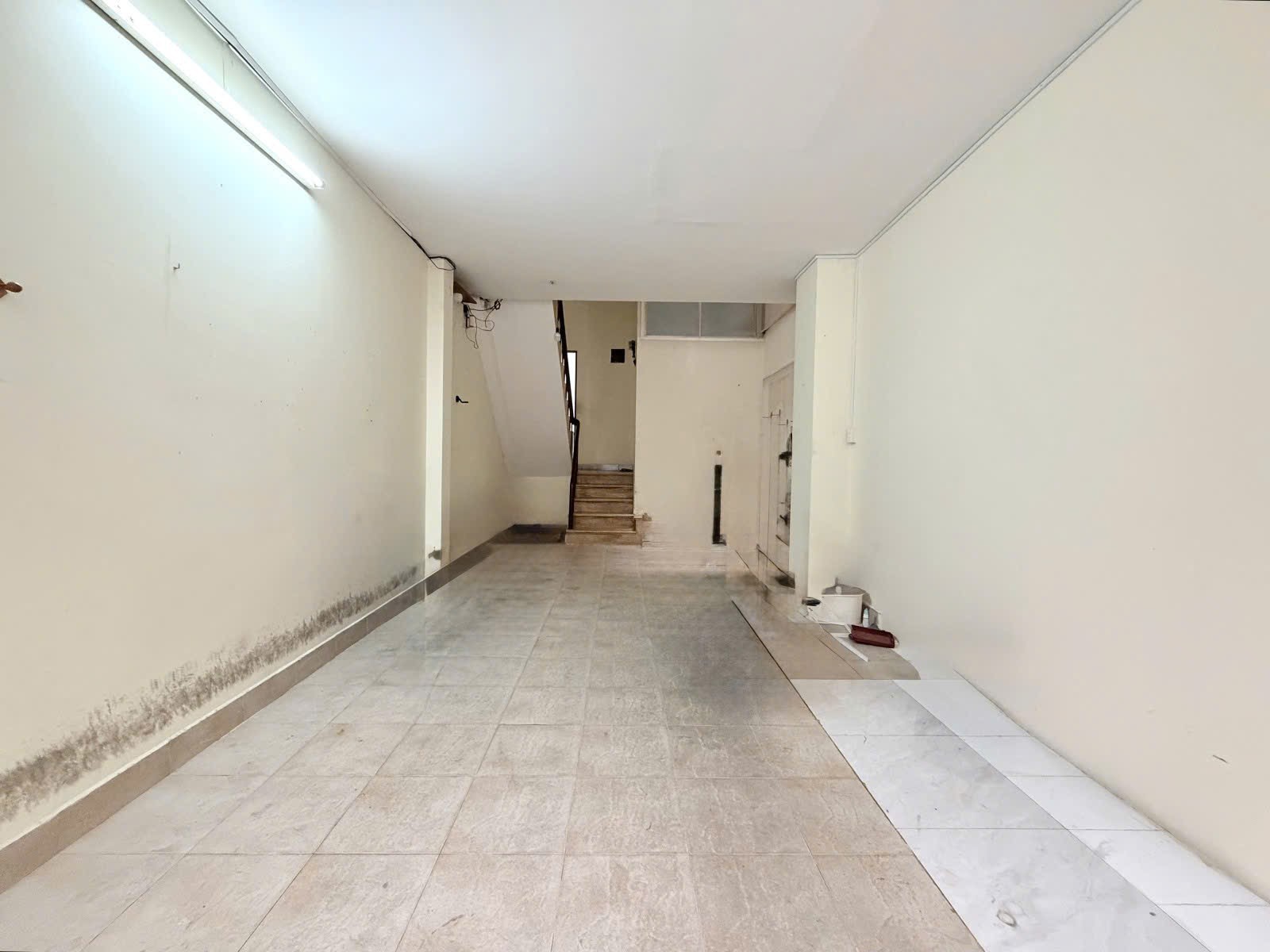 HẺM 8M OTO TRÁNH TRẦN HUY LIỆU - NHÀ 4 TẦNG KIÊN CỐ - 7 PN 8 WC - 15.2 TỶ 11