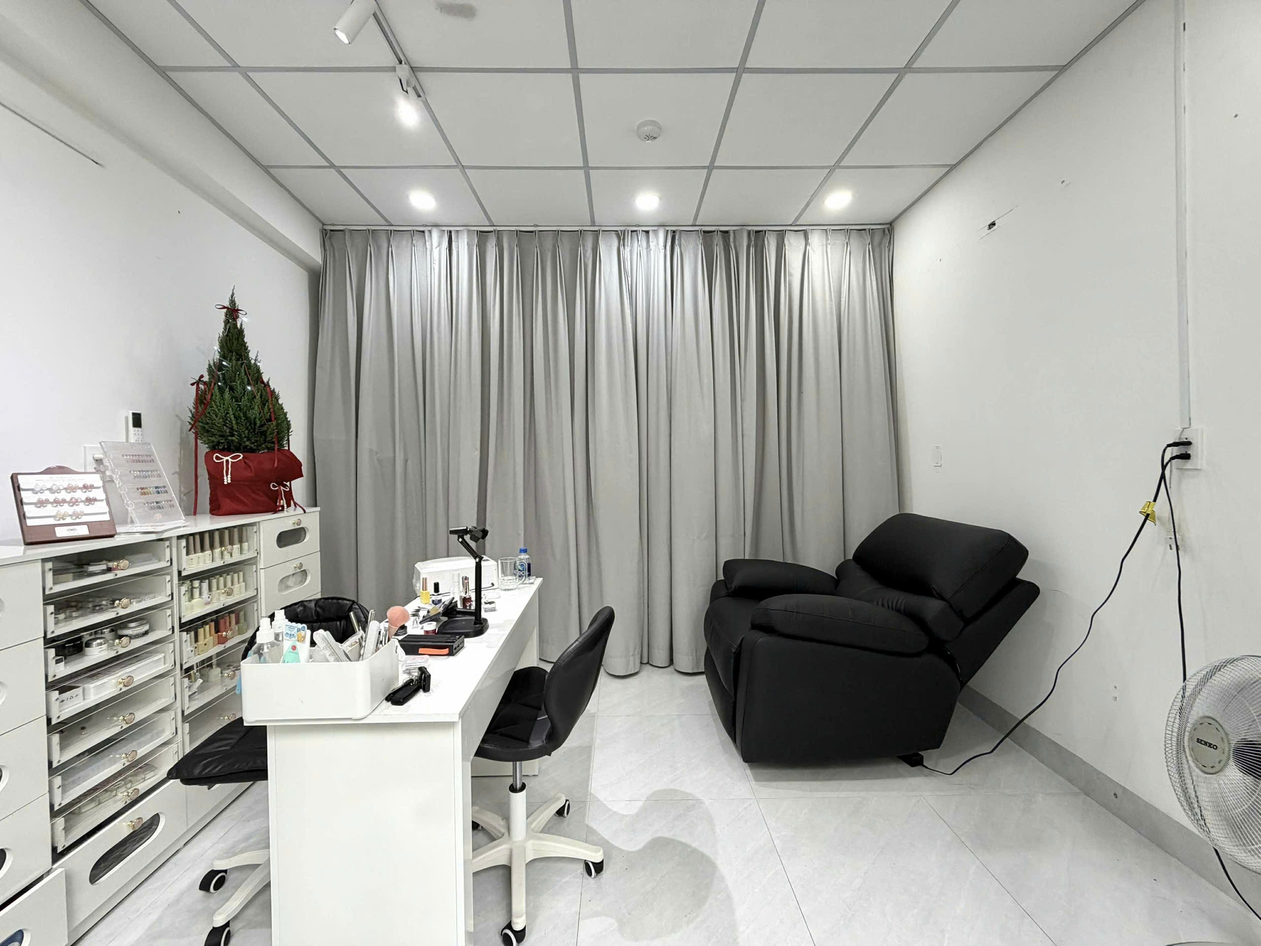 TOÀ CHDV 6 TẦNG MT NGUYỄN DUY GIÁP Q1- 15 PHÒNG FULL NỘI THẤT - 21 TỶ 13