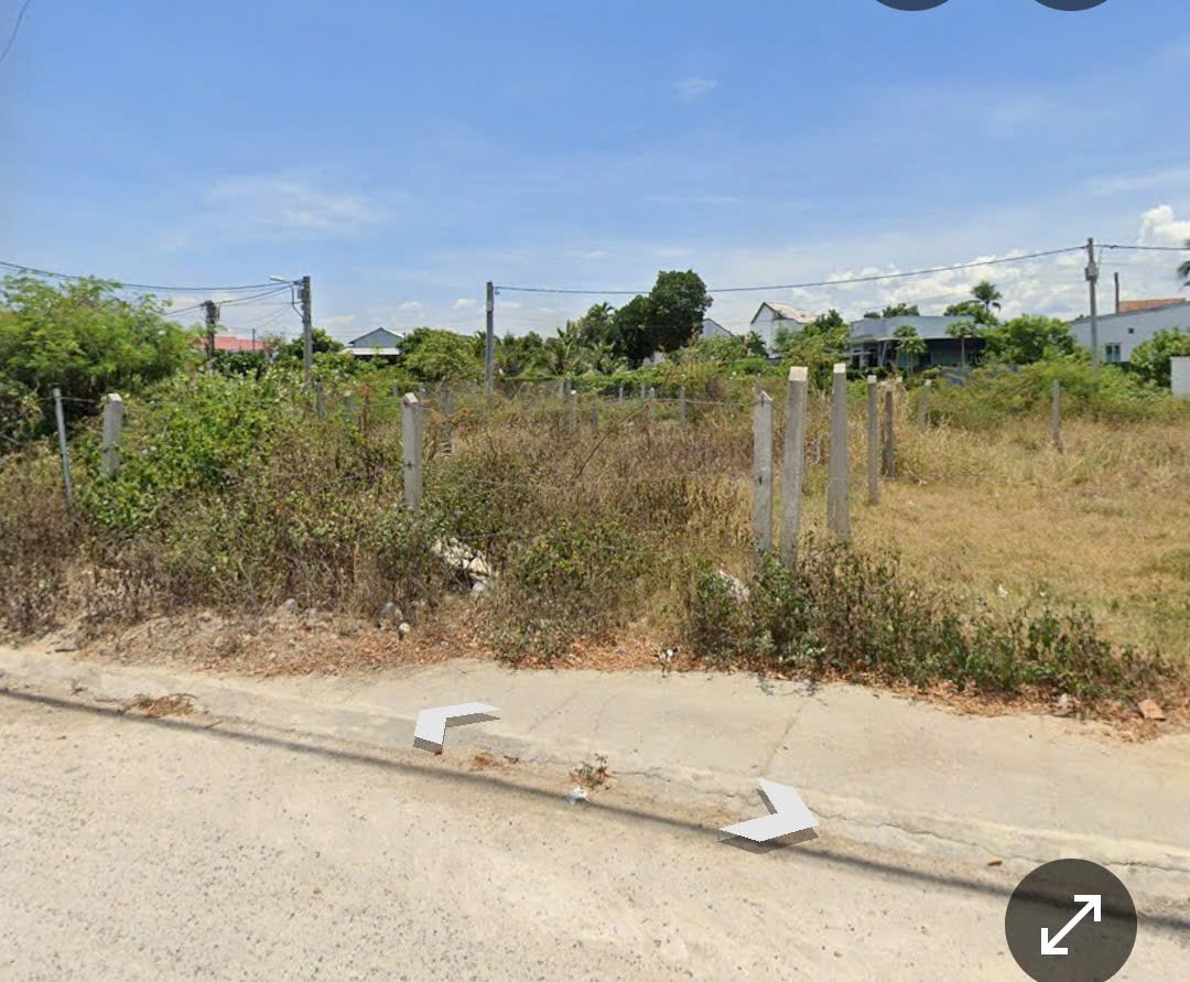 Bán đất tái định cư Bầu Gáo - thị trấn Diên Khánh mặt đường bê tông rộng 9m sát bên bờ kè 5