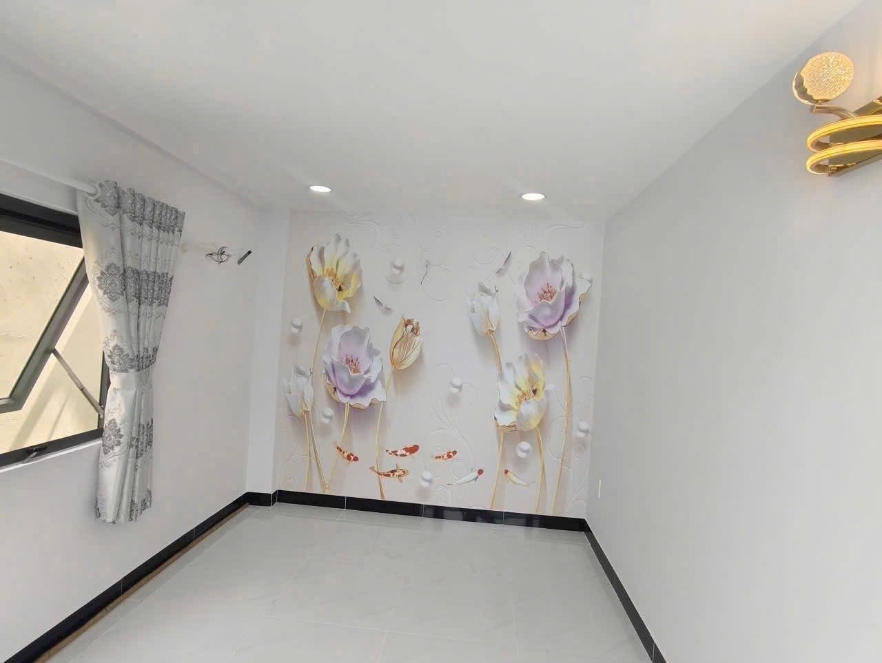 Cần bán Nhà mặt tiền đường Hoài Thanh, Phường 14, Diện tích 30m², Giá 1180 Triệu 2