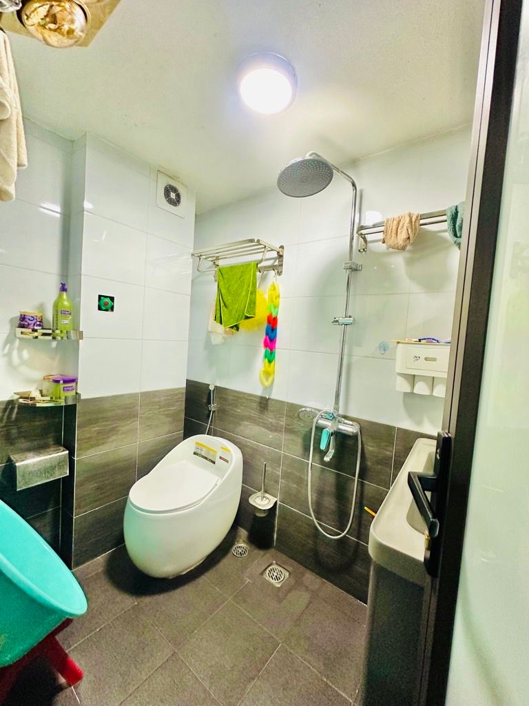 Cần bán Nhà mặt tiền đường Giáp Bát, Phường Giáp Bát, Diện tích 69m², Giá 19 Tỷ 2