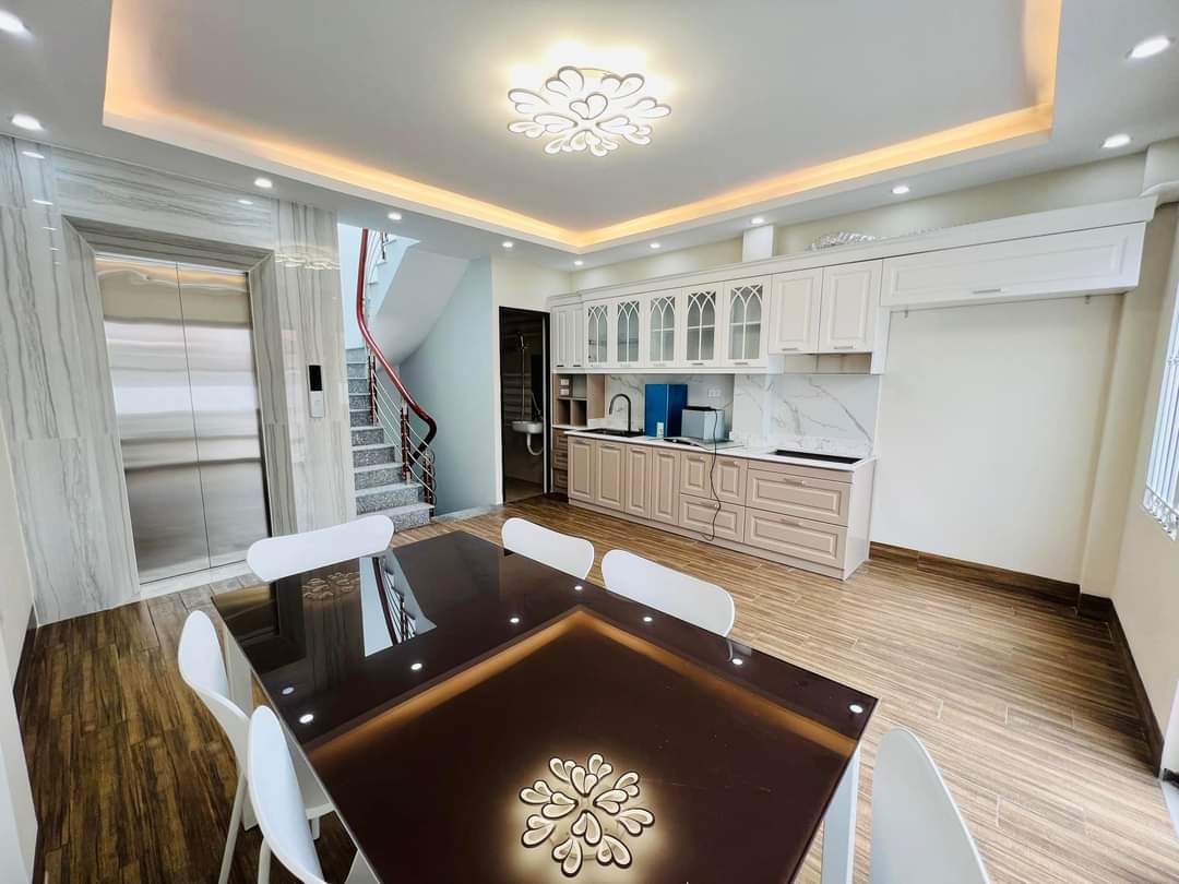 Siêu Phẩm Liên Mạc, Oto Đỗ Cổng, View Hồ Tuyệt Đẹp, Thang Máy Nhập Khẩu, Ở Cực Sướng, Nhỉnh 7 Tỷ 3