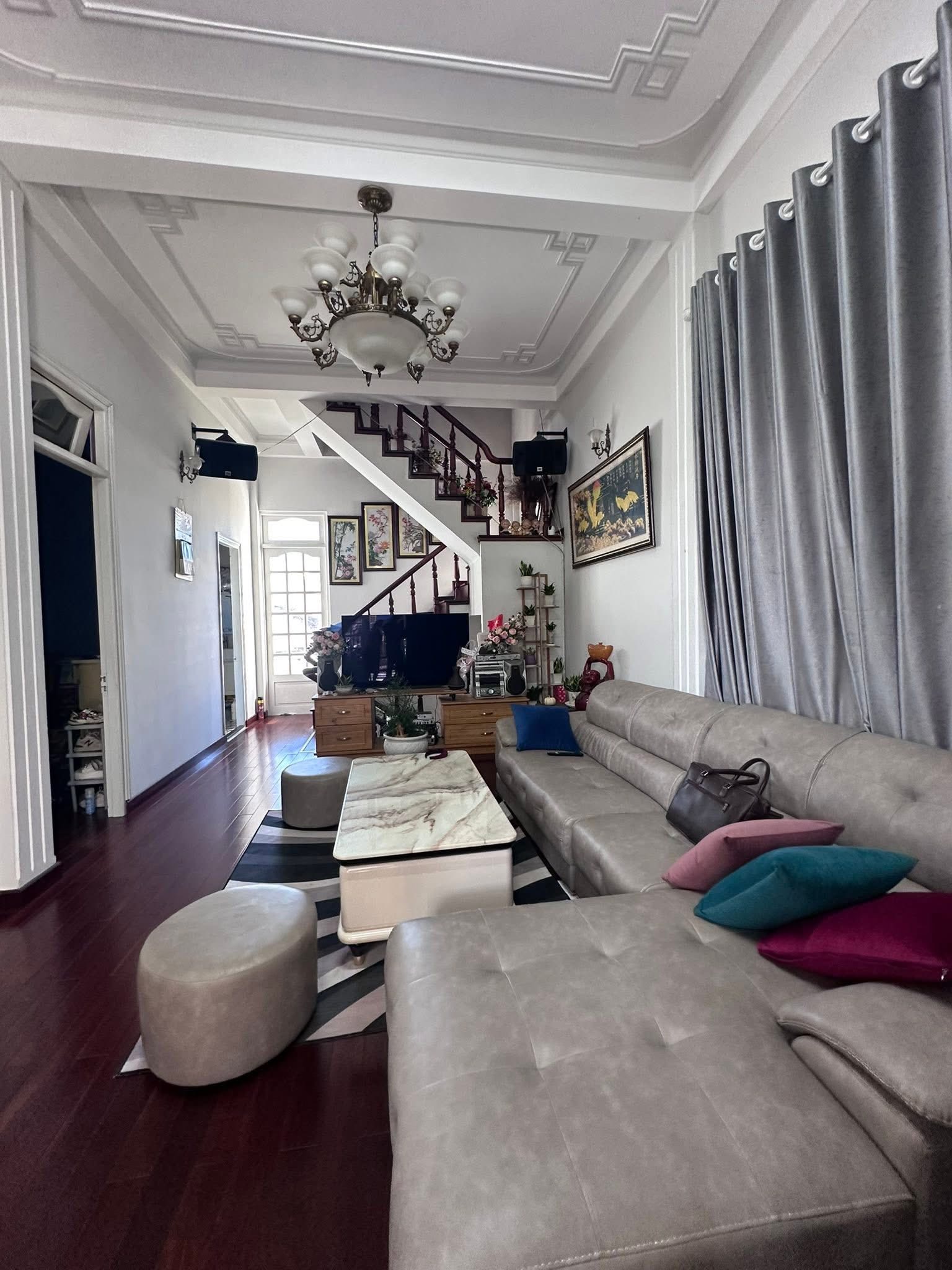 Cần Bán Nhà Biệt Lập Đường Lữ Gia – Đà Lạt 330m2 - Vị Trí Trung Tâm