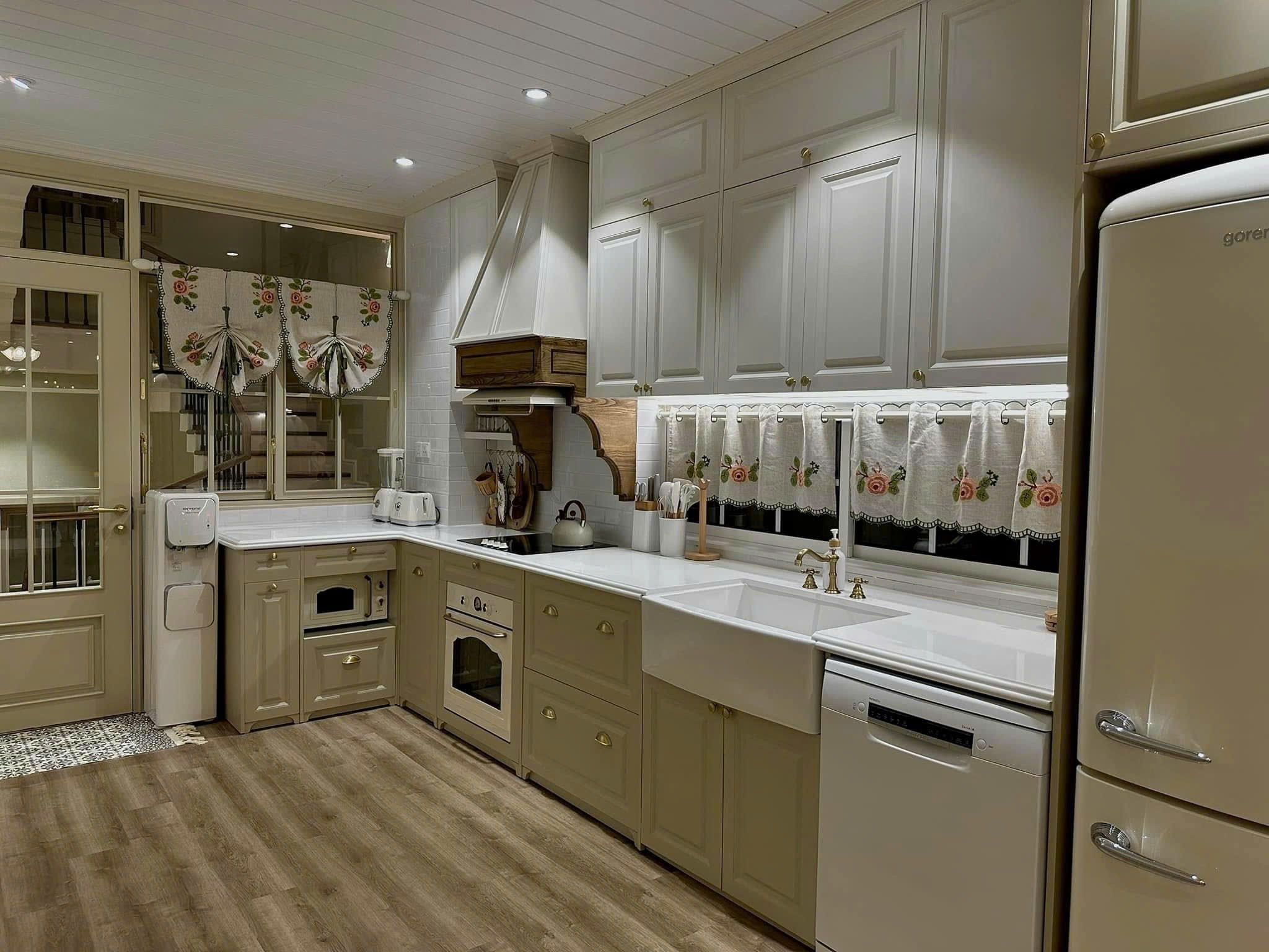 Siêu vị trí kinh doanh phố Tây Nha Trang – Nhà MT Nguyễn Thiện Thuật giá tốt 5