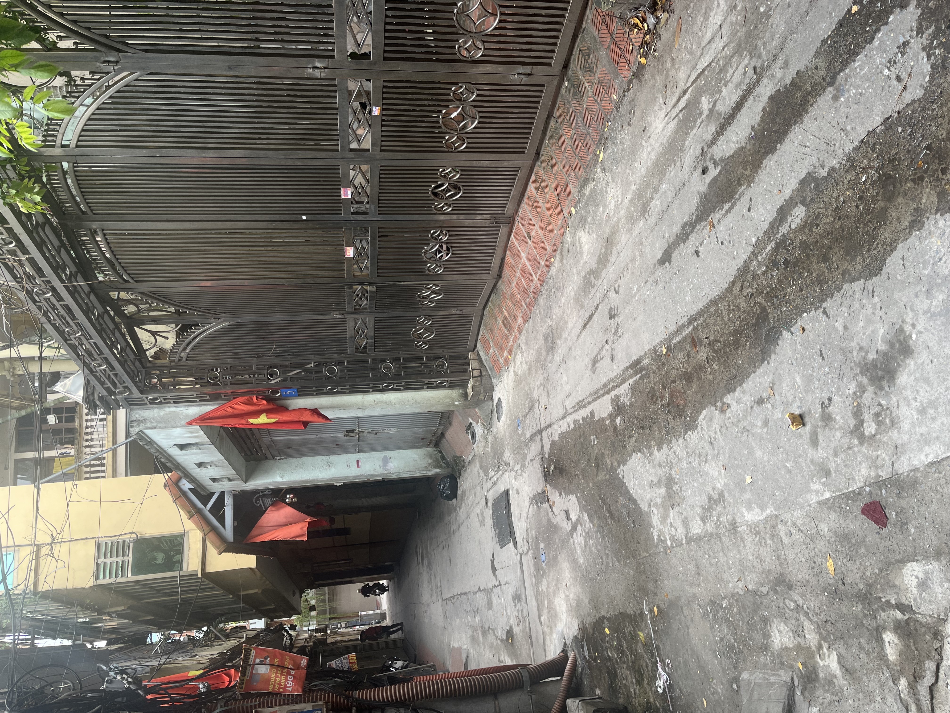 Cực hiếm! Bán gấp nhà Trương Định 82m2 4 tầng MT 7m - 12,6 tỷ - Ô tô ngủ trong nhà - Cách phố 15m