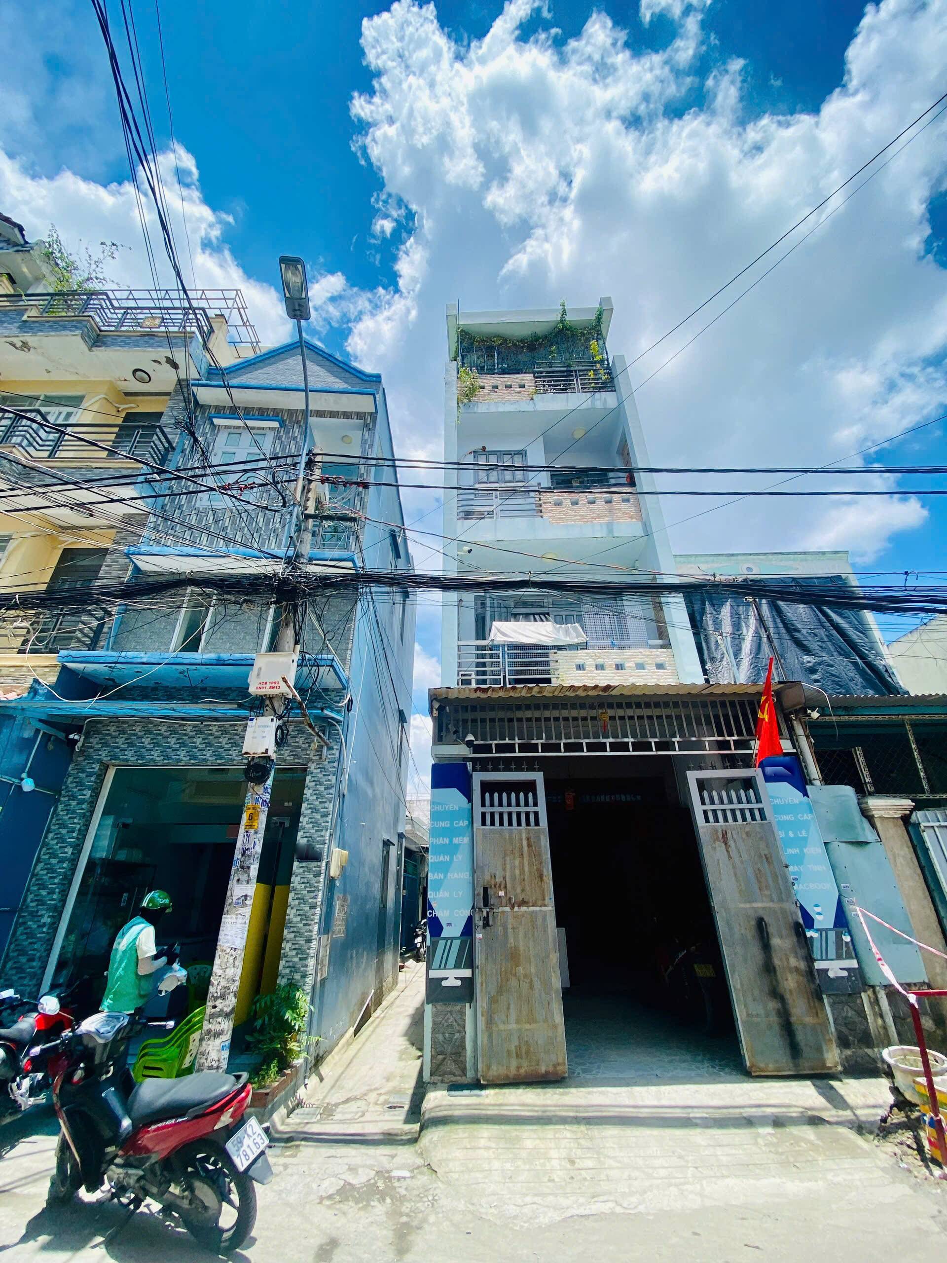 Cần bán Nhà mặt tiền đường Tân Trụ, Phường 15, Diện tích 70m², Giá 9.9 Tỷ