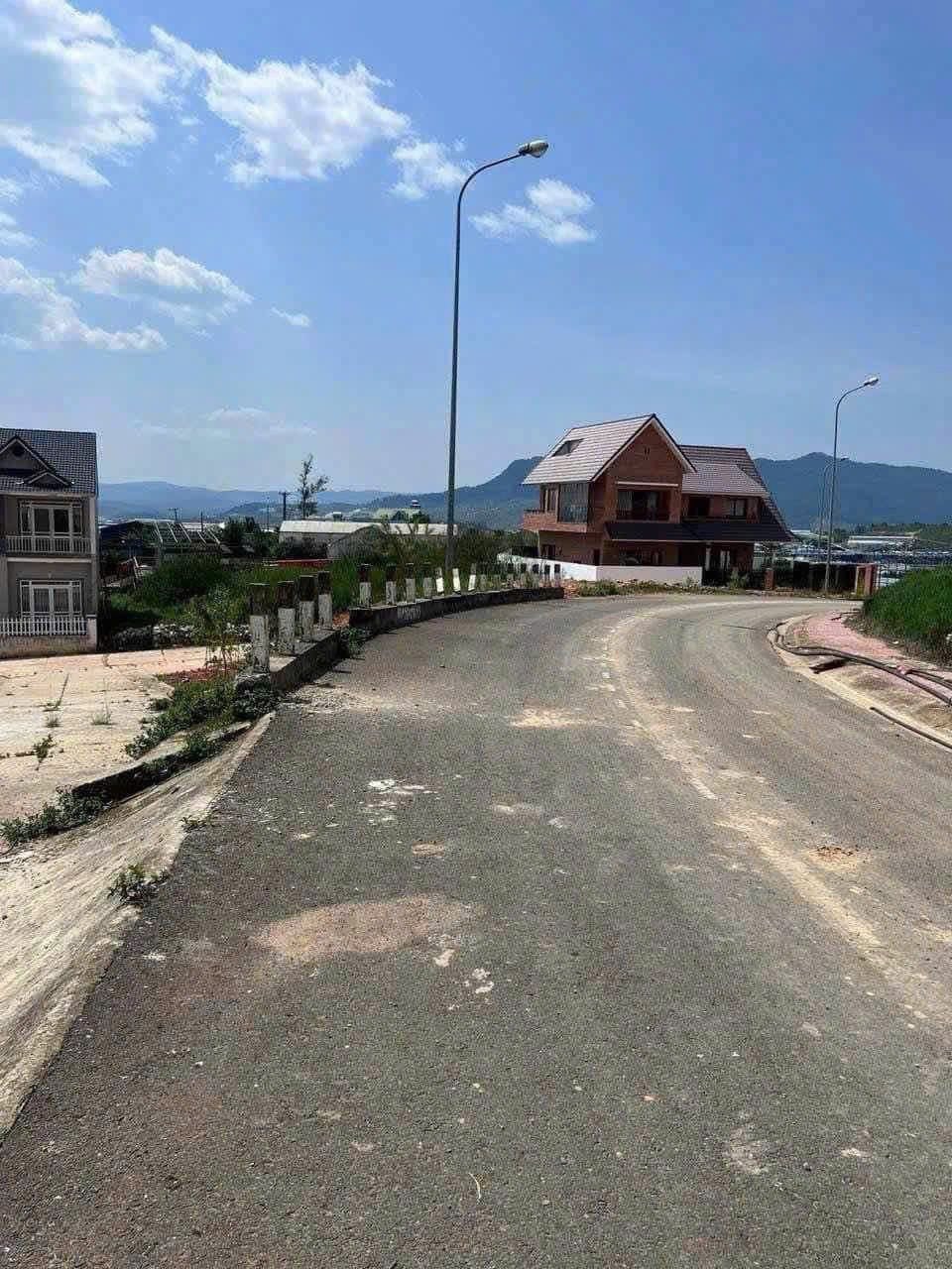 Siêu Phẩm Đất Biệt Thự KQH Nguyễn Hoàng – P7, Đà Lạt Giá 7.5 Tỷ 3