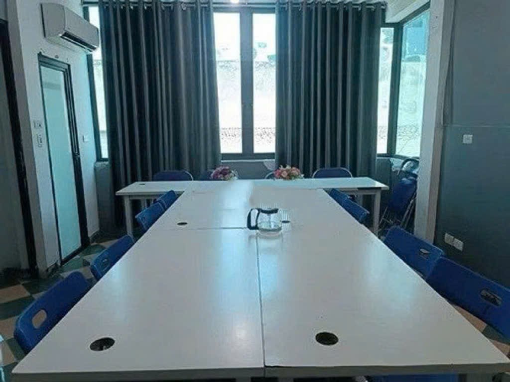 Cho thuê nhà riêng ngõ 167 Dương Quảng Hàm, Cầu Giấy 45m x 5T giá 14tr, Ô TÔ - KD