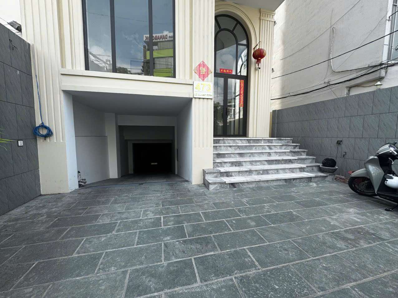 ĐỊNH CƯ GẤP BÁN NÊN GIẢM SỐC 17 TỶ - TOÀ NHÀ 3 MẶT TIỀN LÊ QUANG ĐỊNH