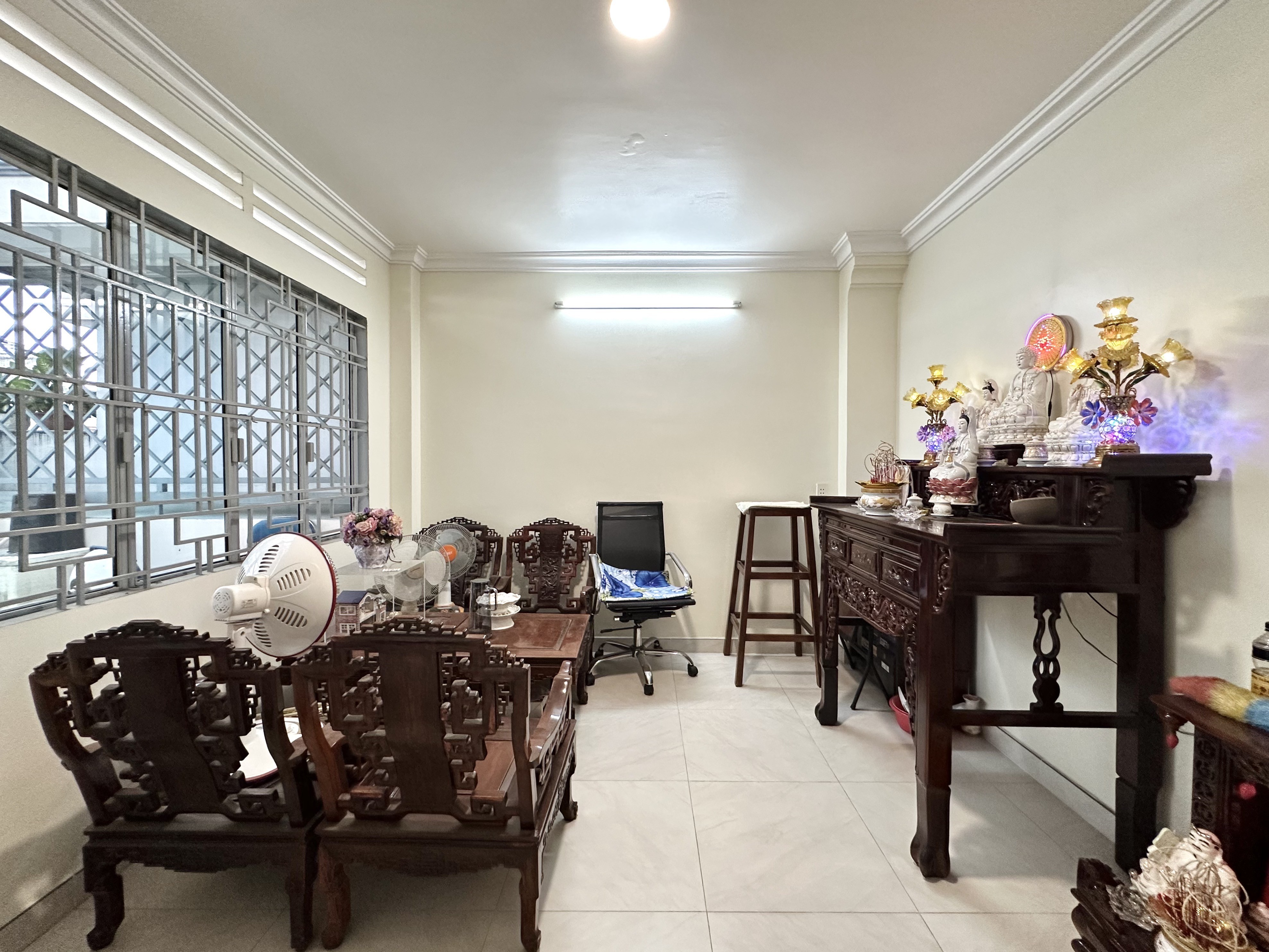 NHÀ ĐẸP 4 TẦNG KIÊN CỐ MẶT TIỀN VŨ NGỌC PHAN - 74m2 4 PN - BANK ĐỊNH GIÁ 15 TỶ 7